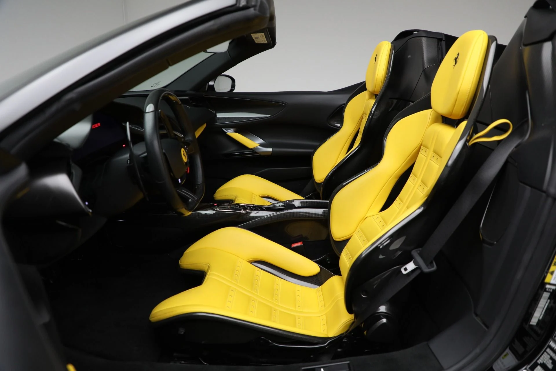 mph020_1759370637_Used_2022_Ferrari_SF_90_Spider_0fa3295607