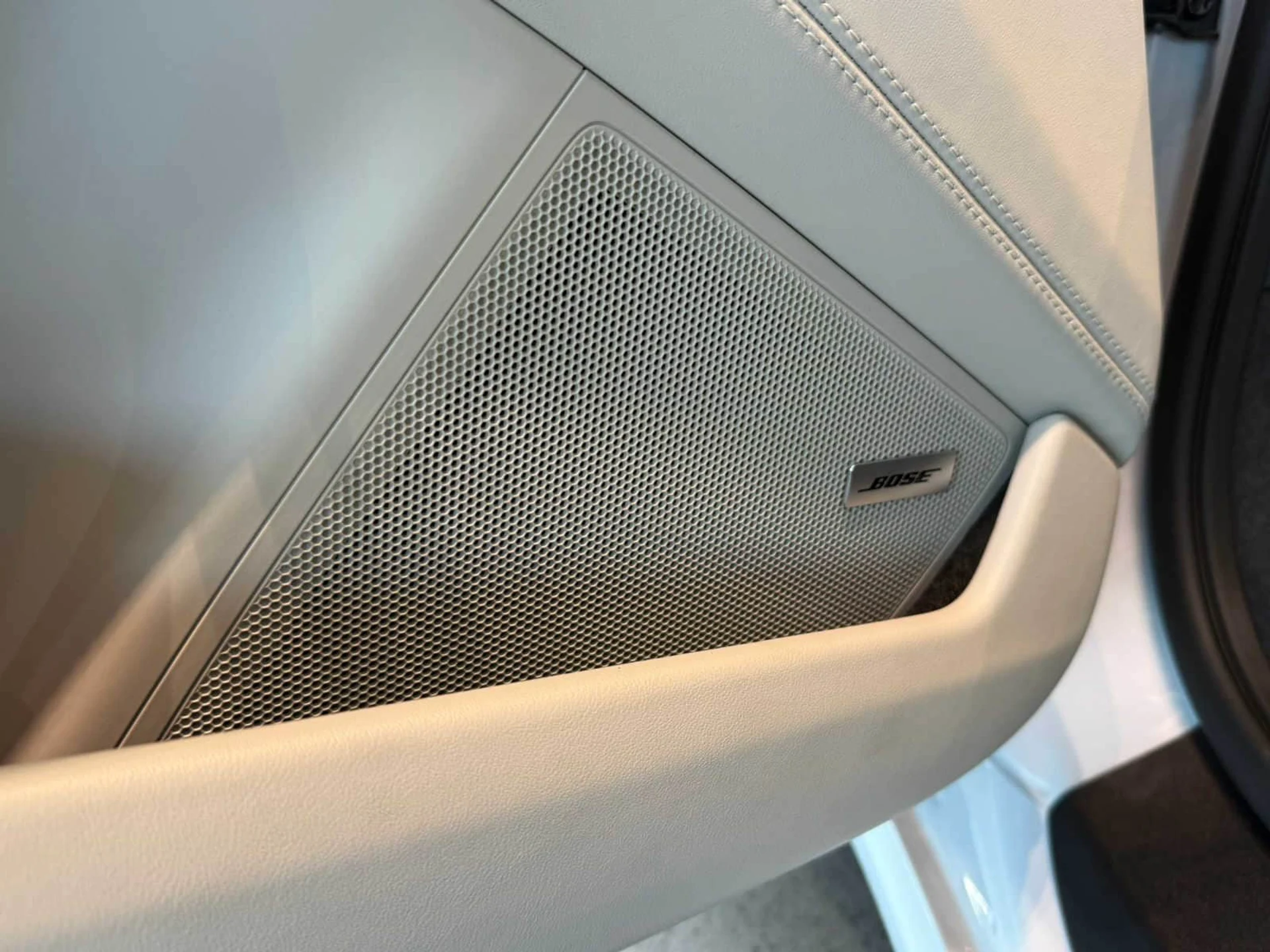 mph020_1762430469_720b30bf4d656425616fb2beae3b53eax_887c95a585