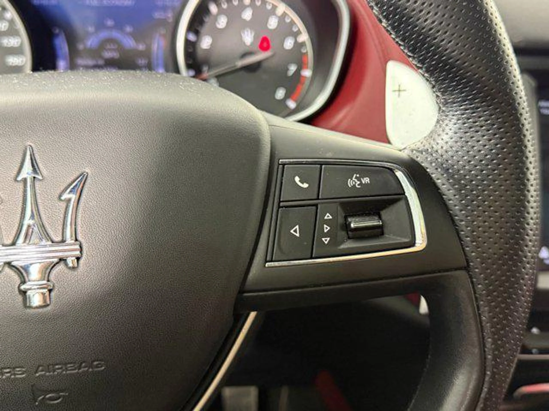 mph020_1777328276_PF_Mjm4m_Sv_Siz_Lw_A_Pb_Mq_E5ypd_P1_M_f79a96e14c