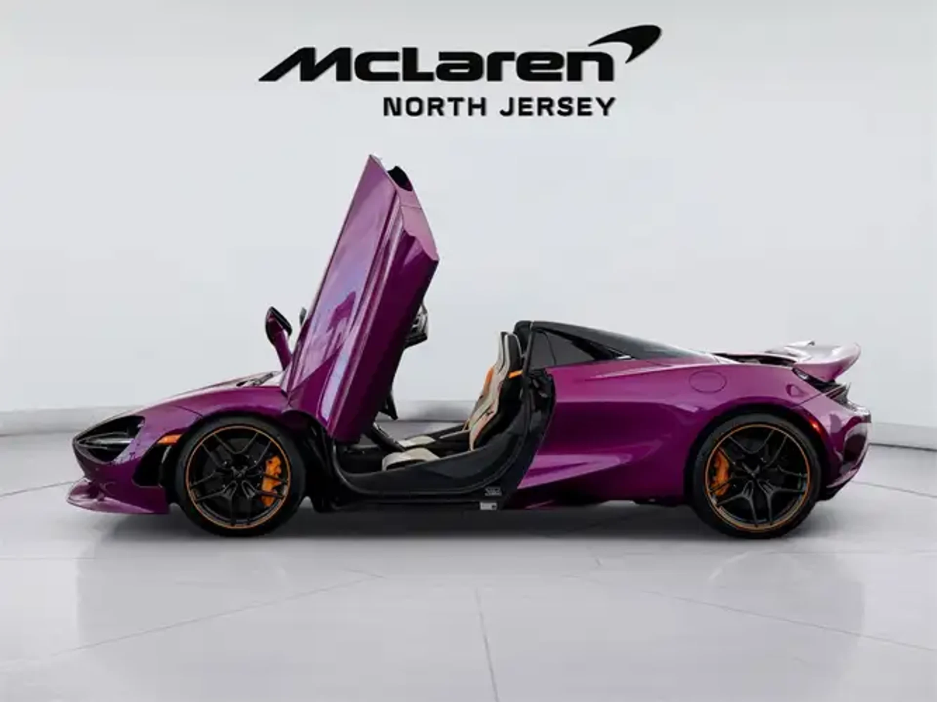 mph020_1790458616_1_W_Cw0_X_Gf0ai1_Jx_Bj_med_af11bfd220