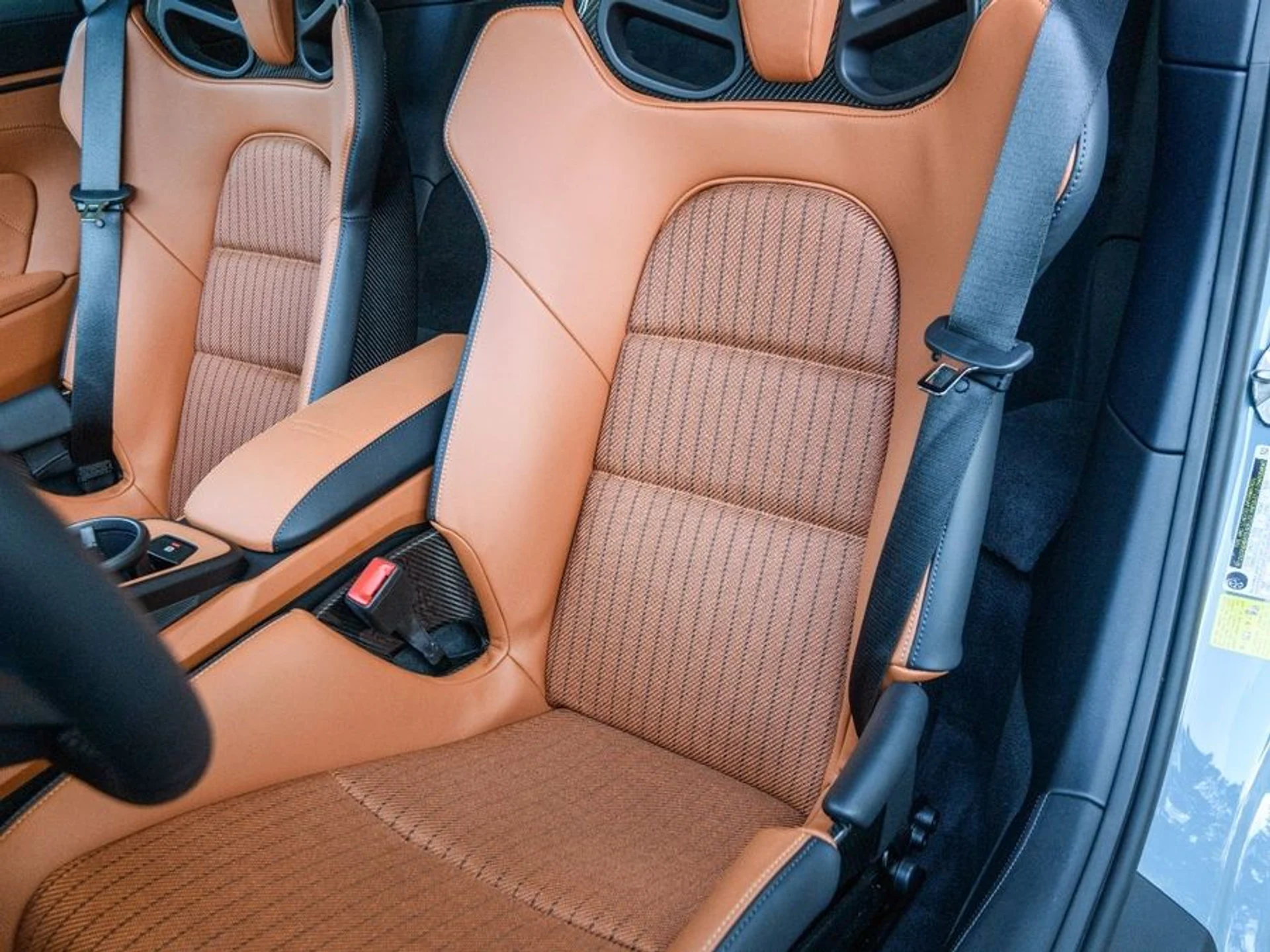 mph020_1791244552_a73c0e3d_8d42_4744_b82b_6251bae1f1e5_bedc4dc61e