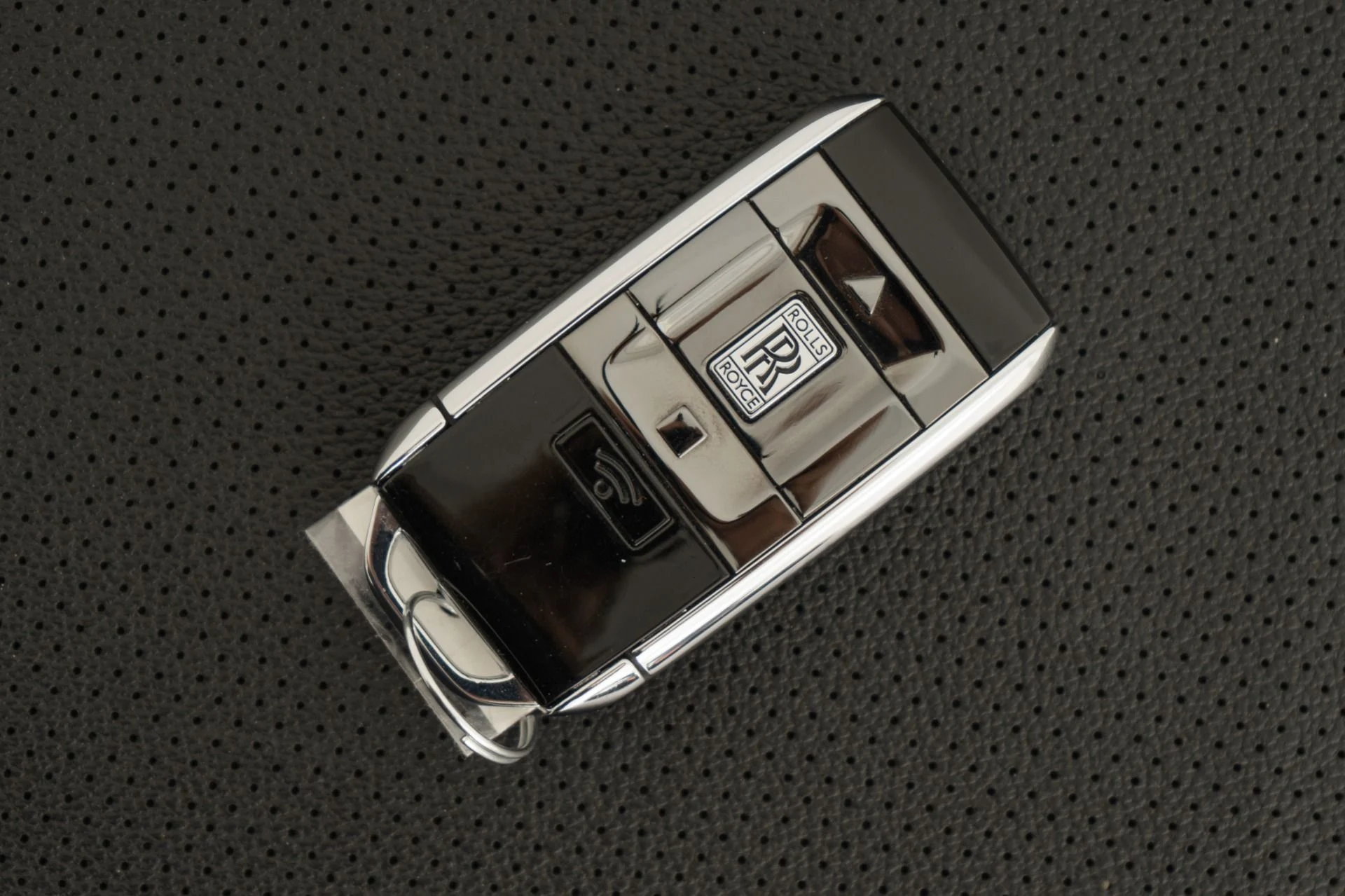 mph020_1792625682_Used_2020_Rolls_Royce_Cullinan_Two_Tone_Interior_Driver_Assistance_Systems_1780337352_beb885ace4