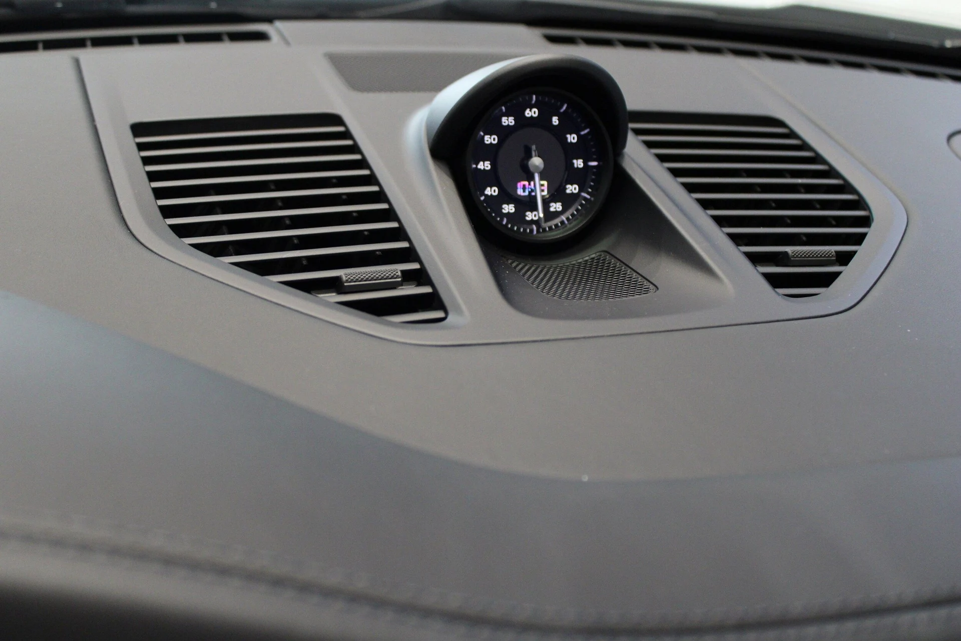 mph020_1800680496_0765298838571694317f89366ae0f79dx_3ea23fff02