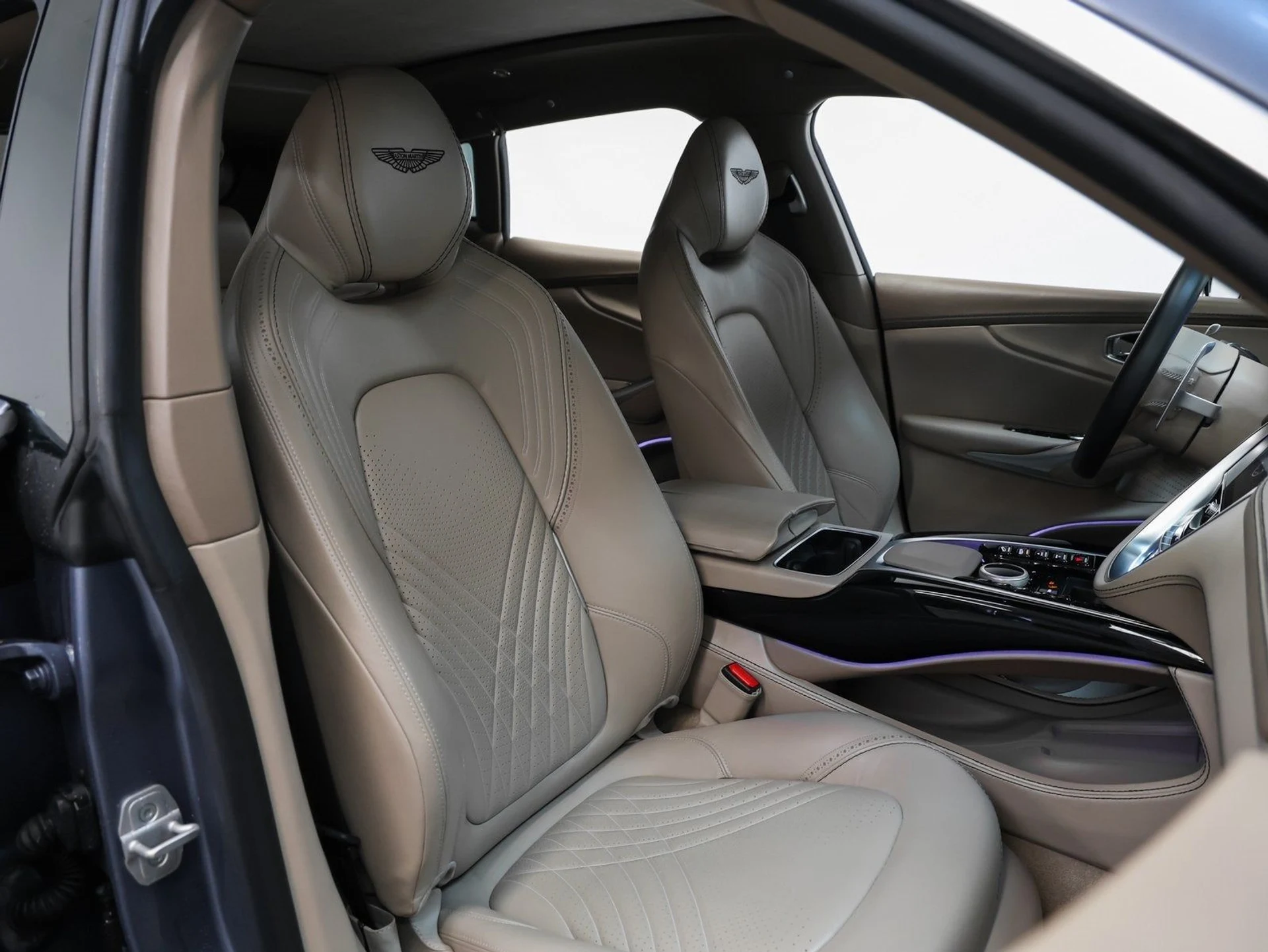 mph020_1800767648_21_3c69df783f