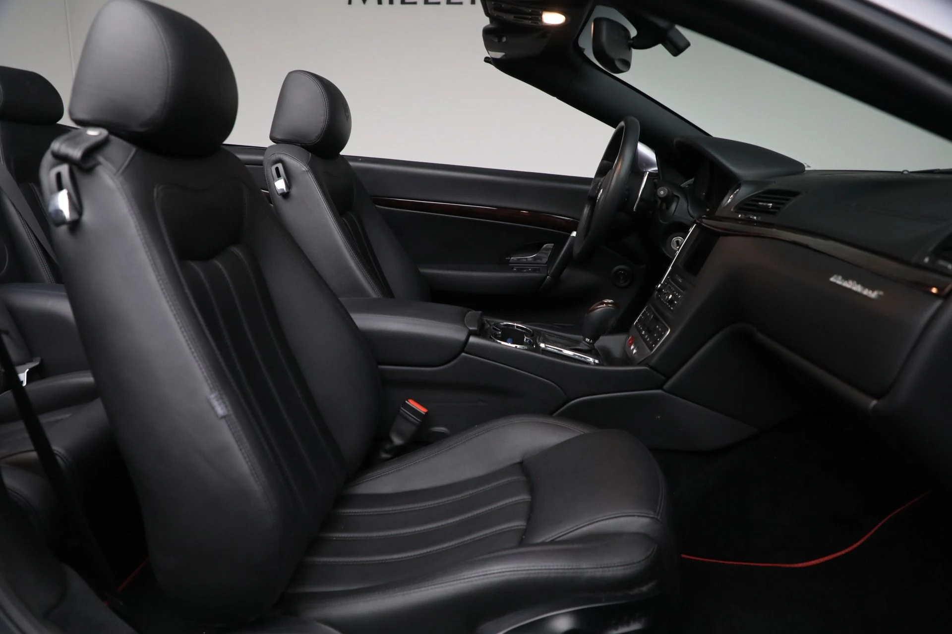 mph020_180264218_Used_2010_Maserati_Gran_Turismo_1853623a72