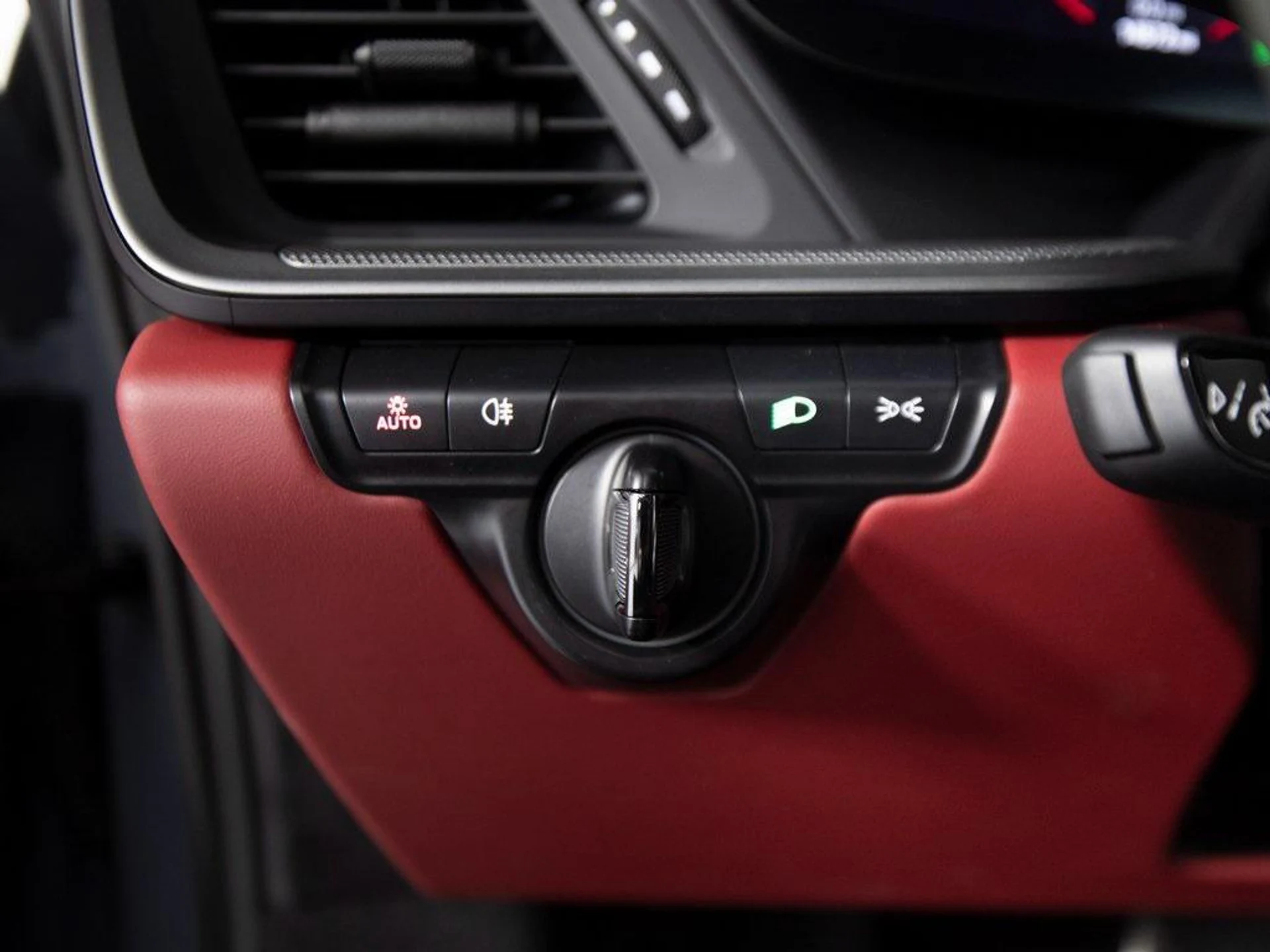 mph020_1808333458_Gw_Pq_VB_4_Nezj_Iz_H_D_Wpid68_Tu1c_74de05d17d