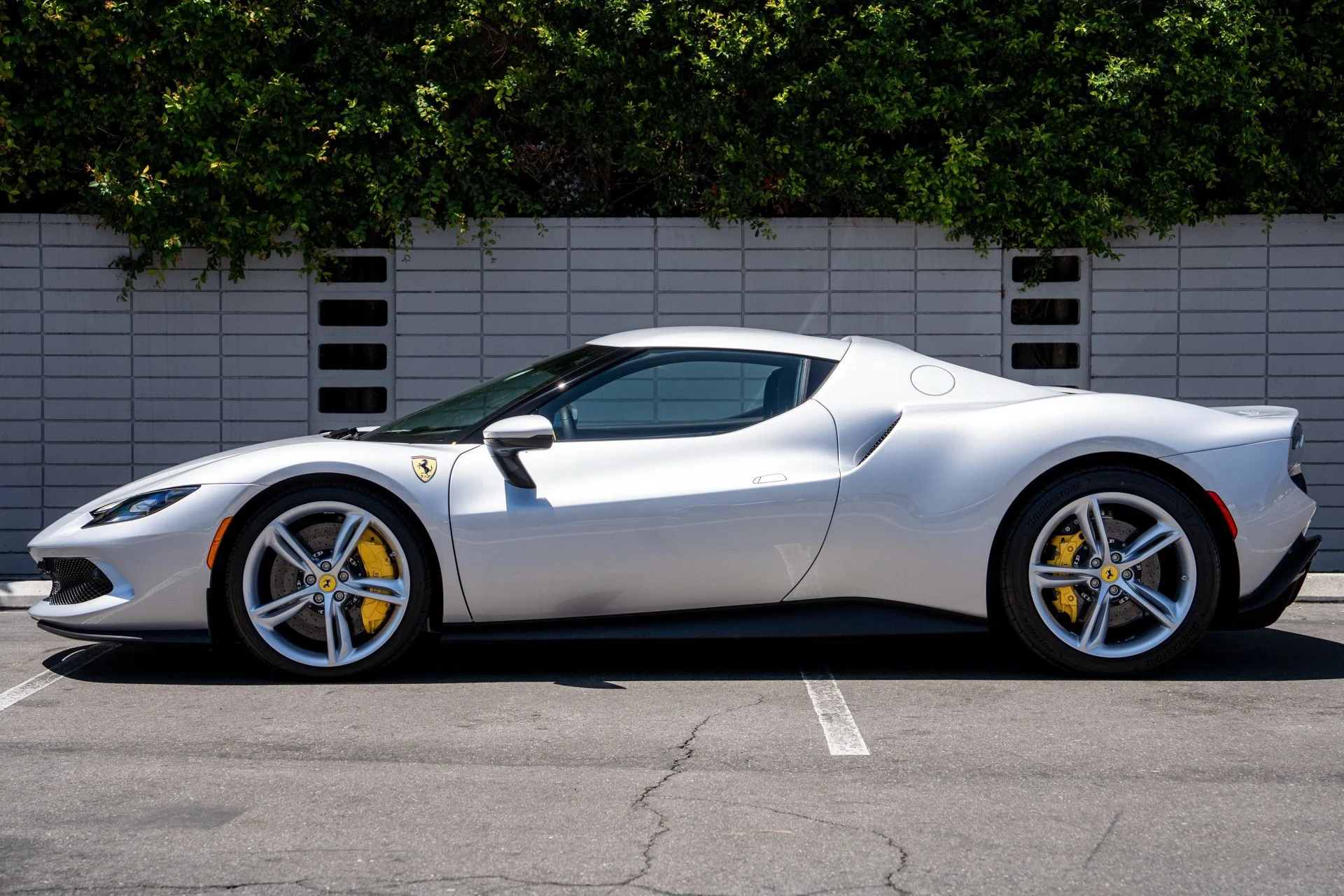 mph020_1811997856_Used_2025_Ferrari_296_GTB_1754336967_b045d51769