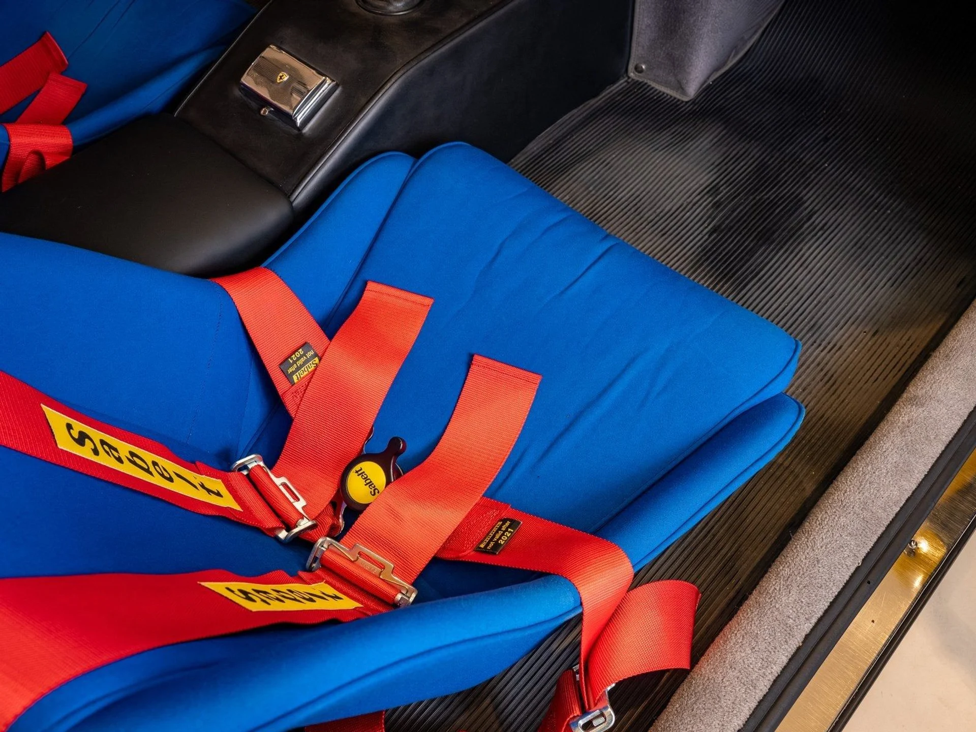 mph020_1819906357_21_4bfe355265