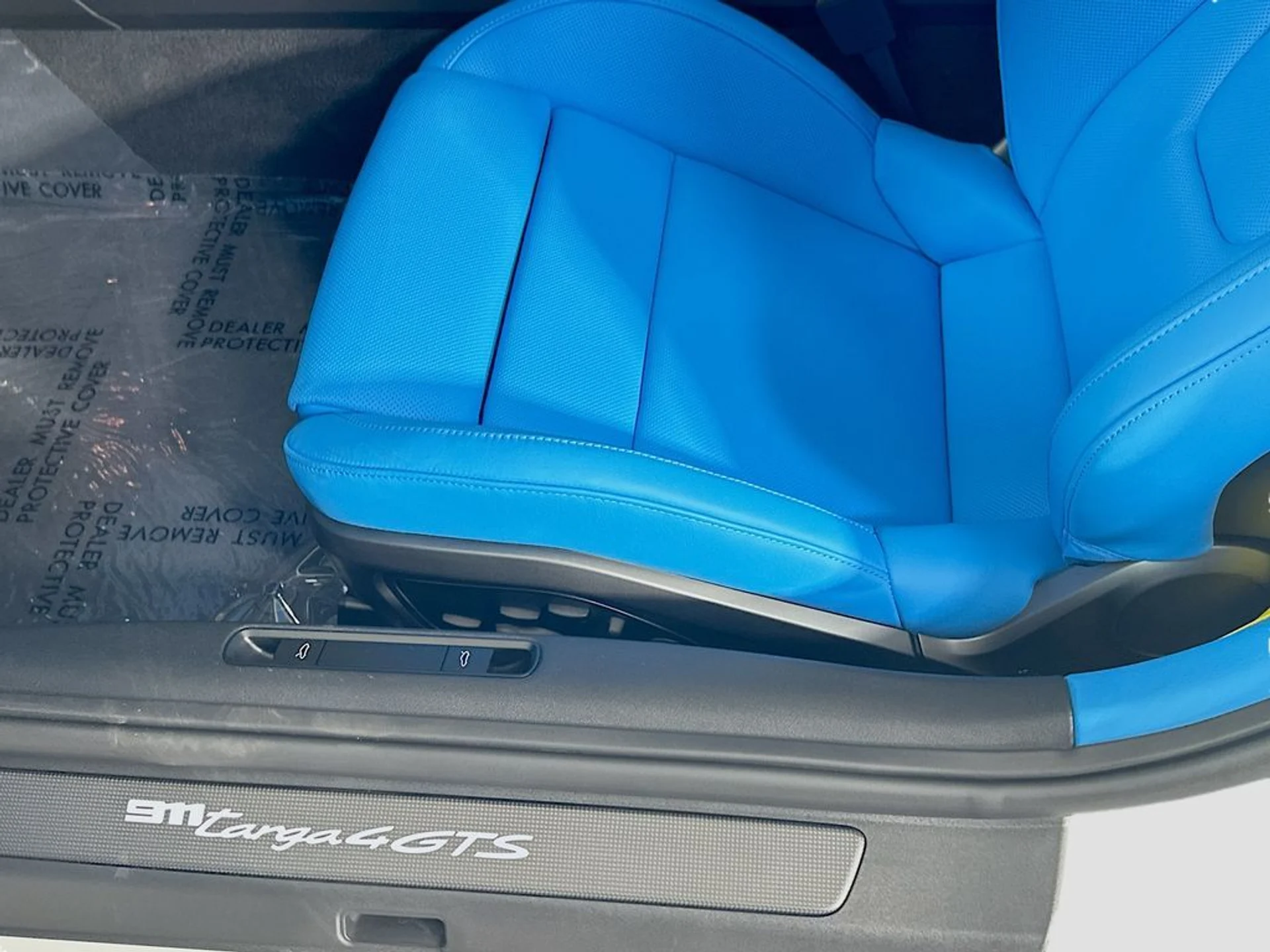 mph020_182434225_8ed2b8b62bb7d383b08740efbcf0ee26x_9f9b302e6e