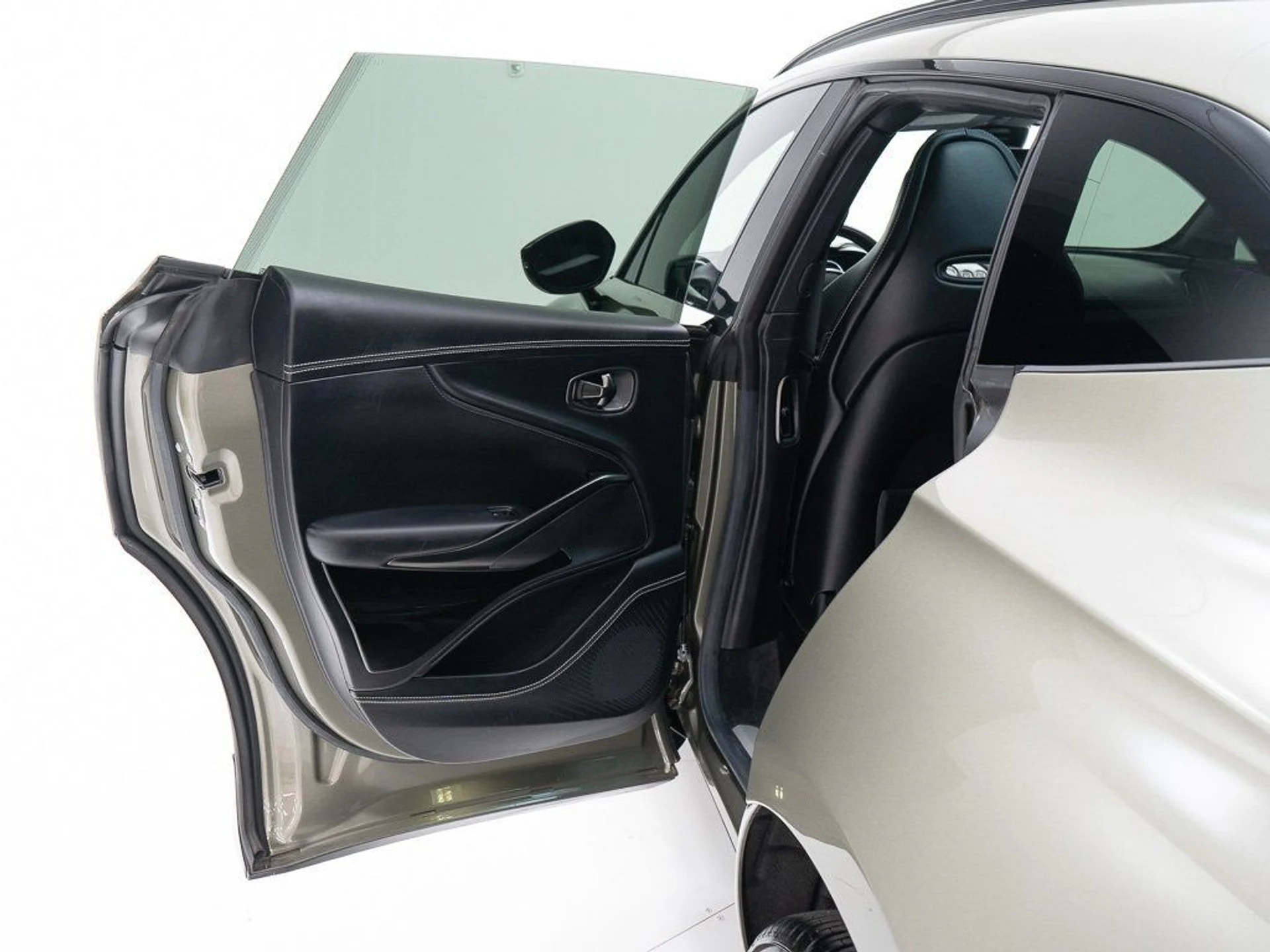 mph020_1831016120_45ecadb8b86c9ac3e010bf18dc6e55a4_6671fe01da