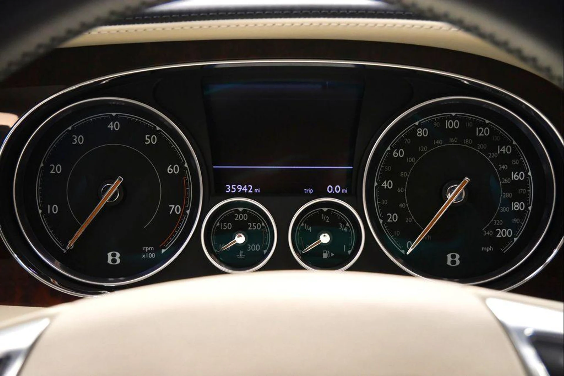 mph020_1832627759_Yy_HIB_Dlb_H_Qf_l_I59_MO_Oy_L_Gu_L86k_074d2c2a38