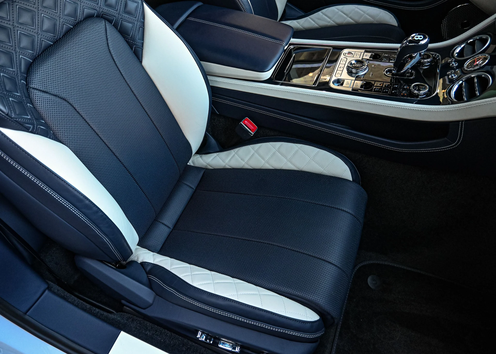 mph020_1836871474_c267ae49_829a_4970_97ba_f39ebd878851_966dc89d2b