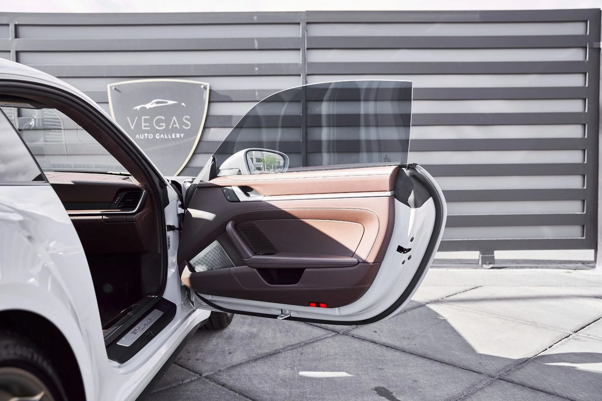 mph020_1837656977_Used_2024_Porsche_911_Turbo_S_1767838703_776366a7b0