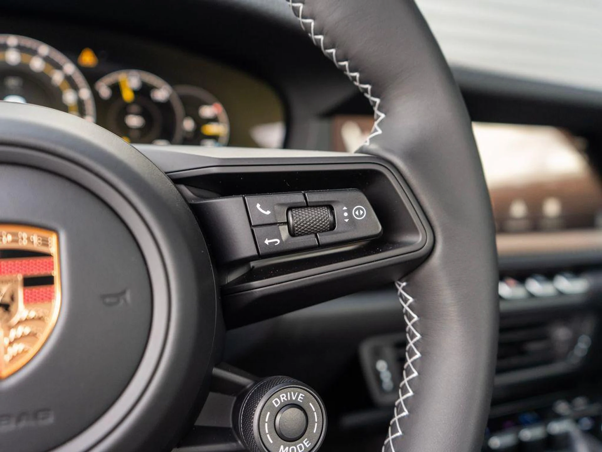 mph020_1839269350_Zx3_Aq_CA_Vfq_Yw_Epj_Zr_Wl4_Utoy4z8_7214c33a69