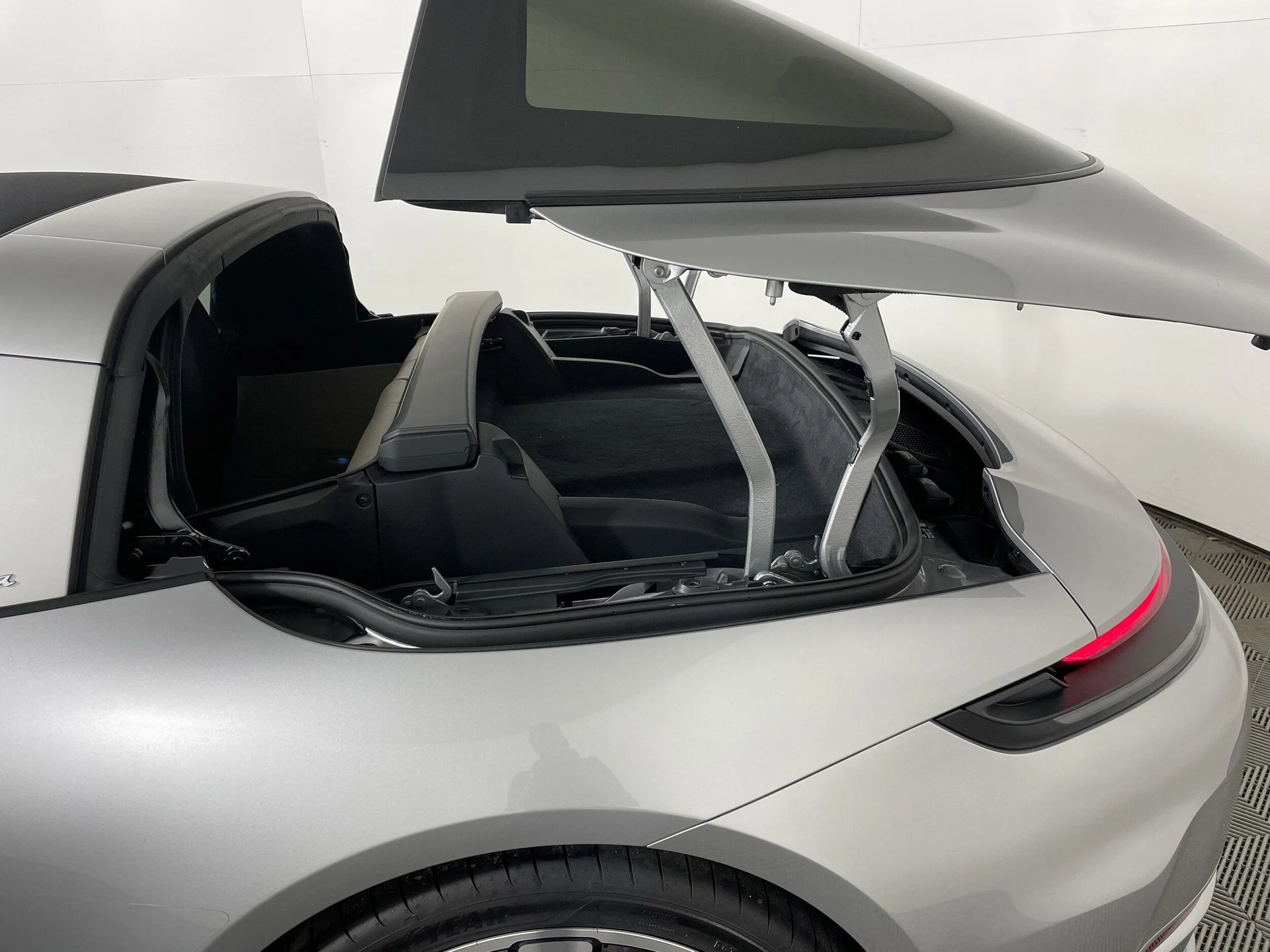 mph020_1841336985_e86ee842a831f4e508f754aa880fdba2x_ac879fee96