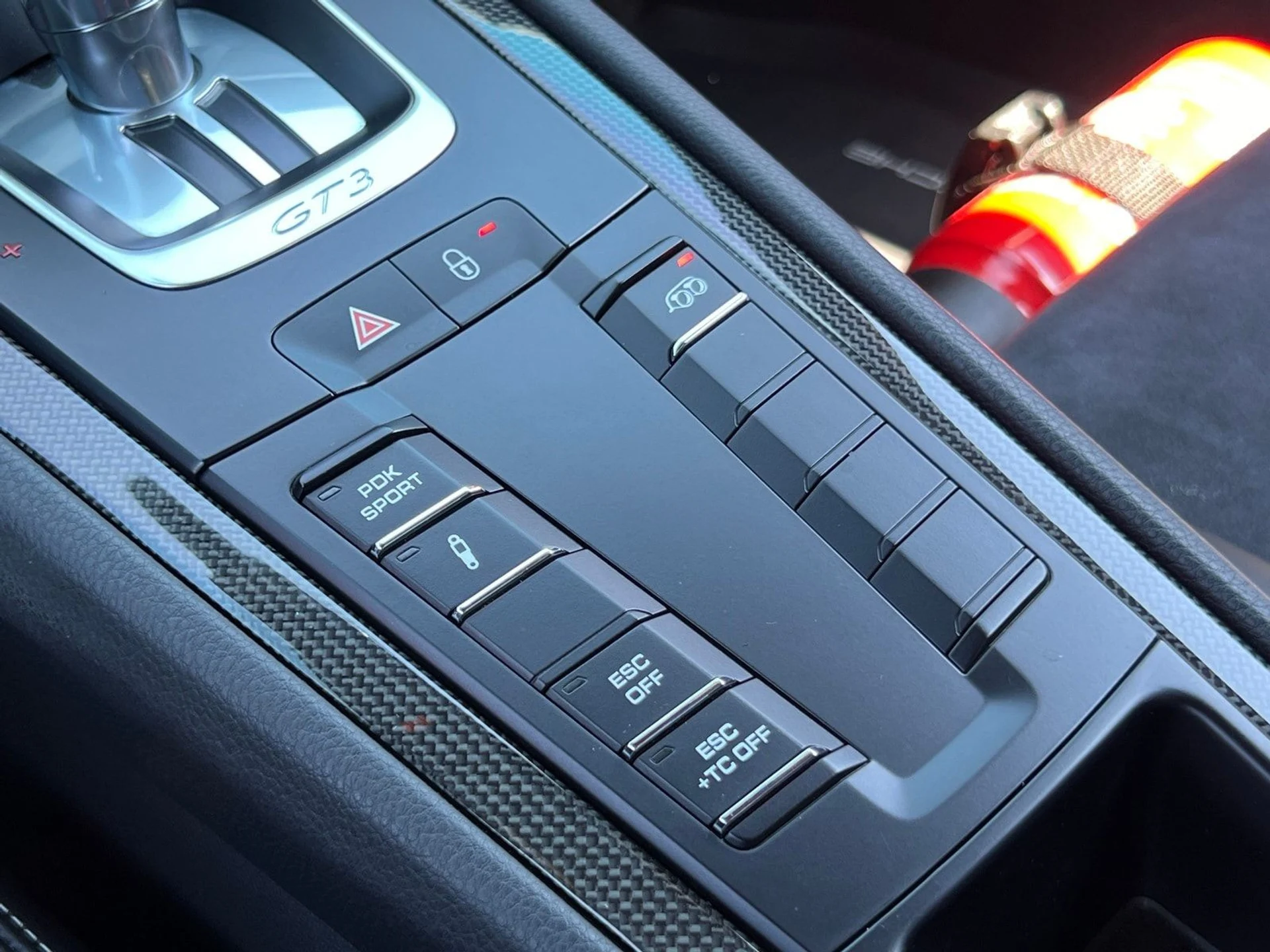 mph020_1842094990_85065e01924bdb28bc2951165c807208x_317f2e1b9a