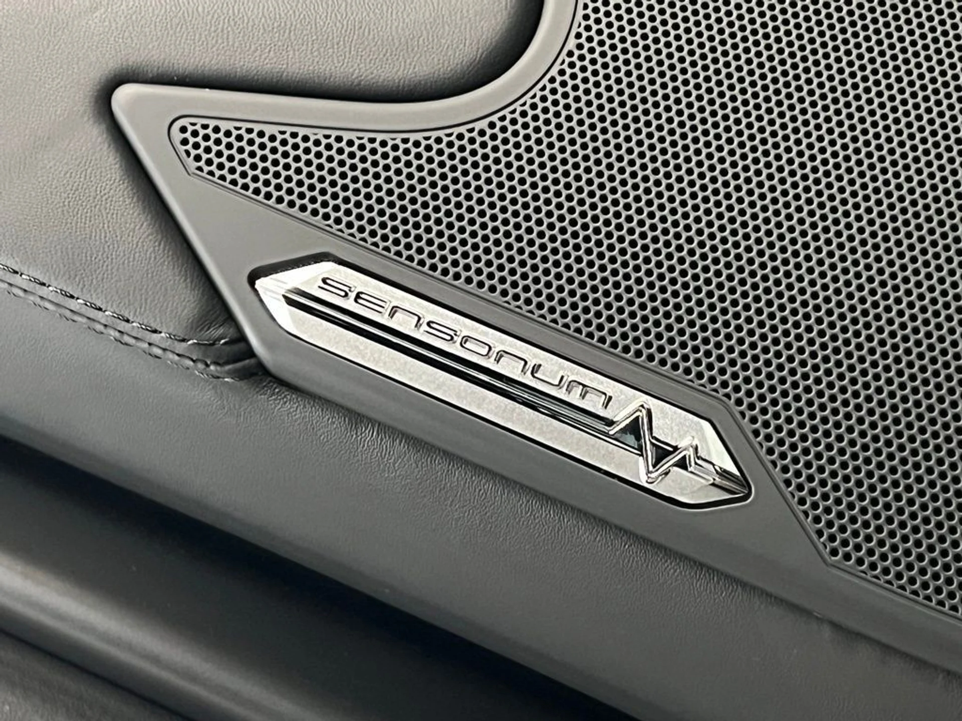 mph020_1846291532_e27b6e962d3ab6c9b173e26d444349d9x_9df3e4305c