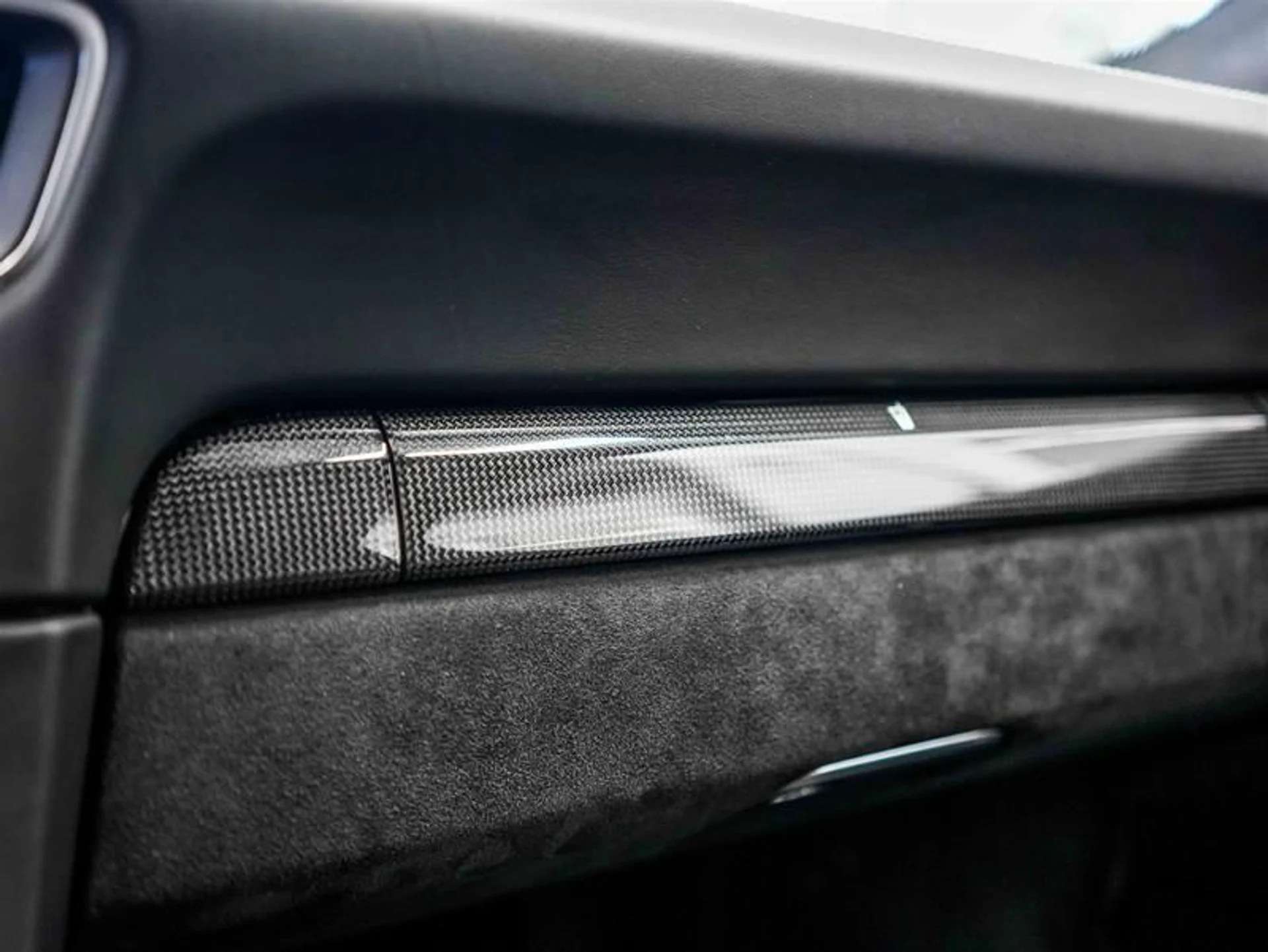 mph020_1846535043_yuq21p4e_8548ad3e7a