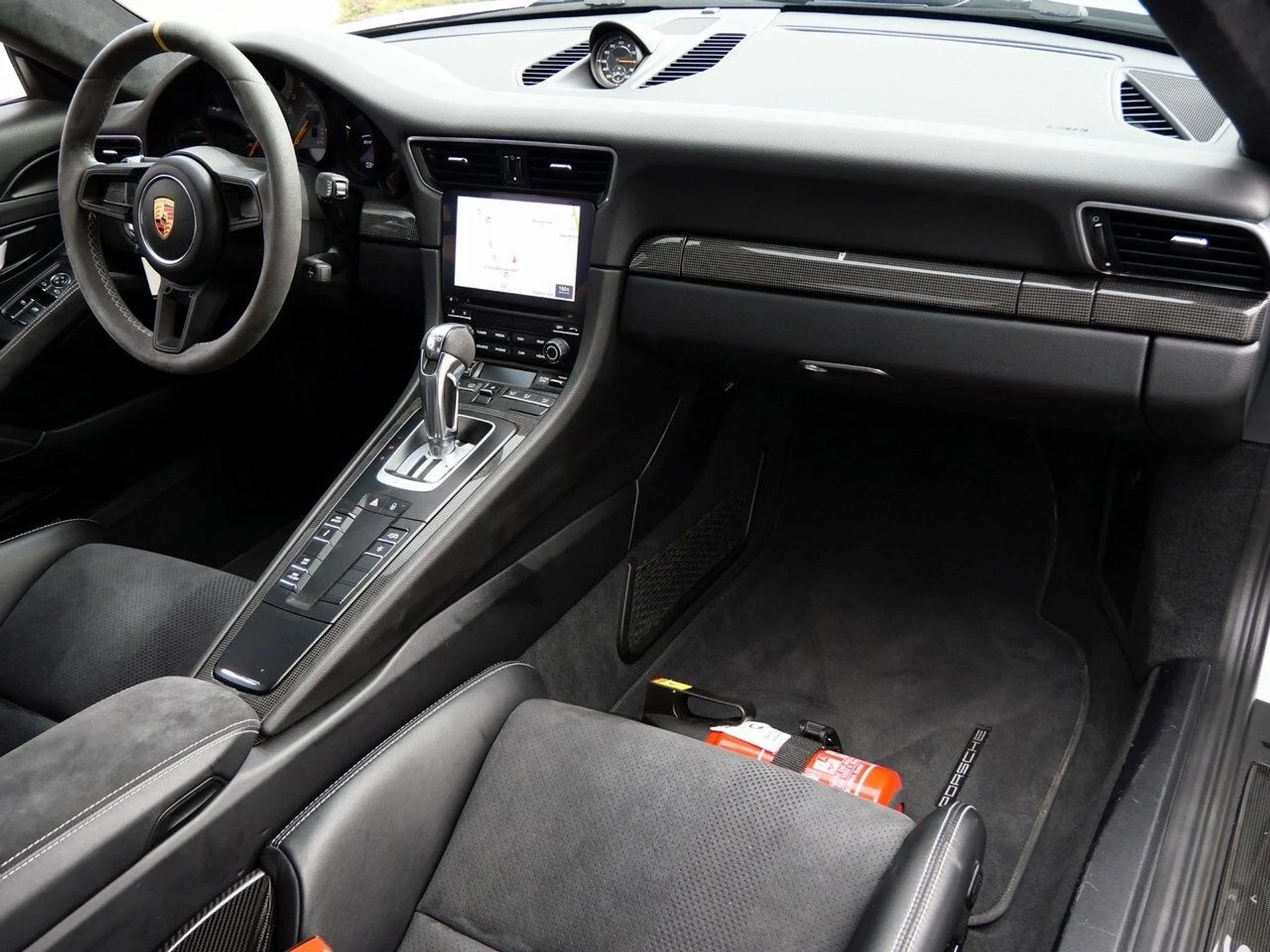 mph020_1852797262_e96823ac0182f2a8e0115f1d256a830bx_2dc36320c6