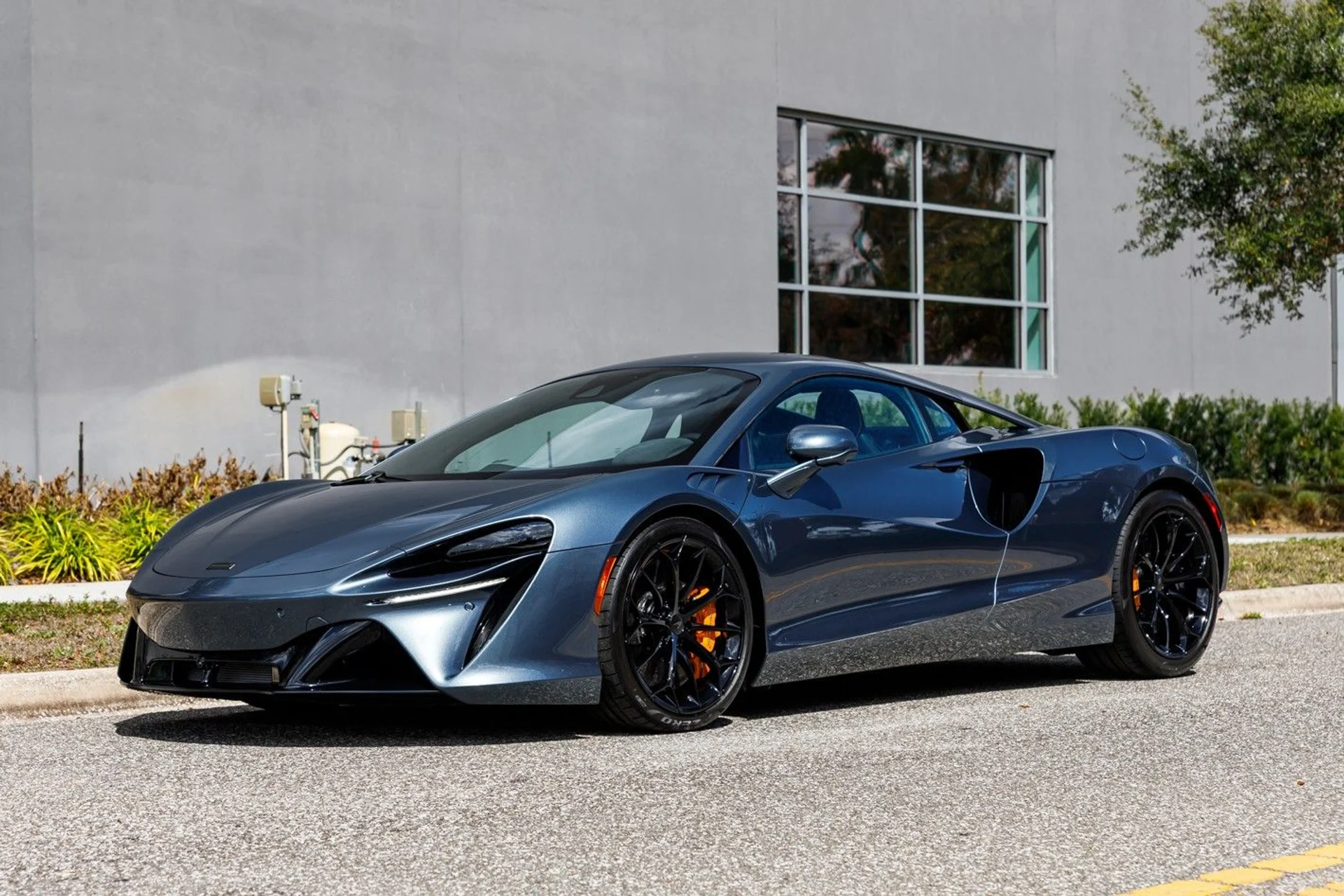 mph020_1862171542_658_p21_l_600f092b46