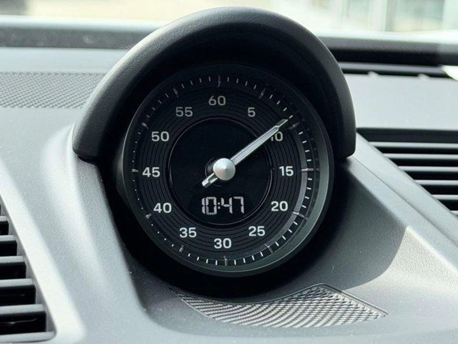 mph020_1864245856_b_C_Nim_Tr_PO_dpk6s_Ih_Q7_LLADAI_b732fc02b7