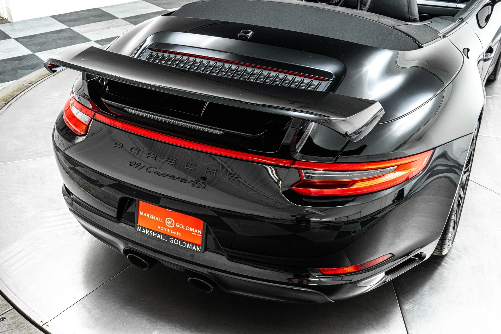 mph020_1871298026_Used_2018_Porsche_911_Carrera_4_S_Cabriolet_1791915904_bd9715ac5b