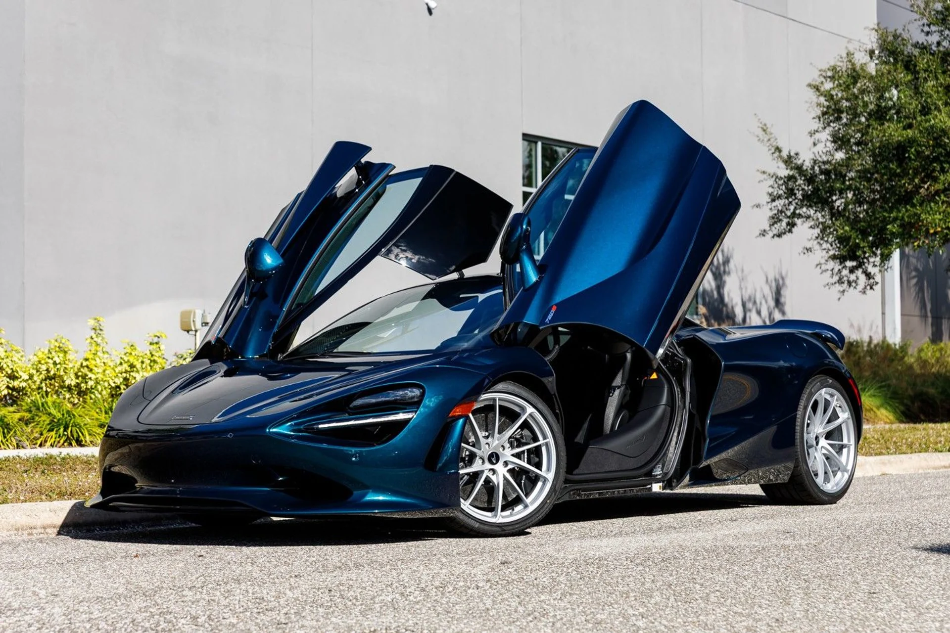 mph020_1872960257_646_p21_l_68171b53d1