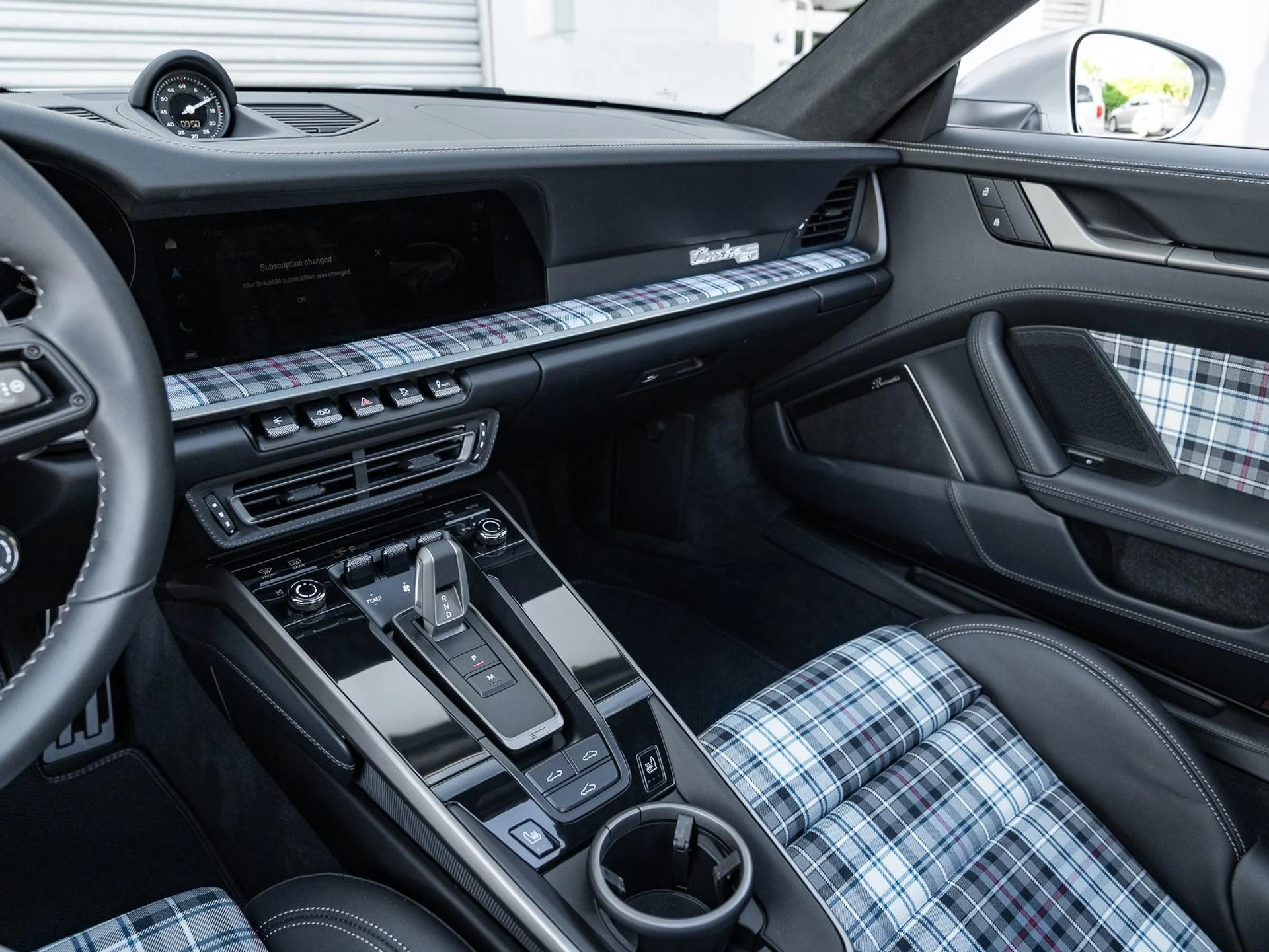 mph020_1873750498_Used_2025_Porsche_911_Turbo_1761858402_a11562447e