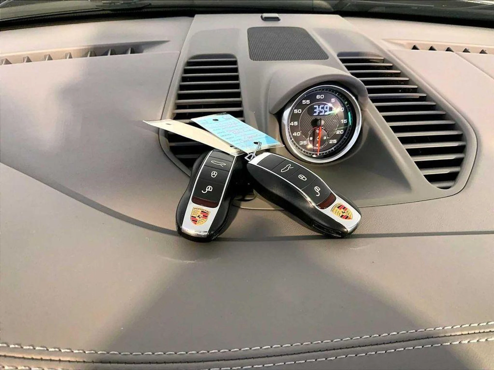 mph020_187564106_gc_Ytl_H7_D5_Ekg_Qy_O4lz_Oe6x_Et_Dg_b8dc21290d