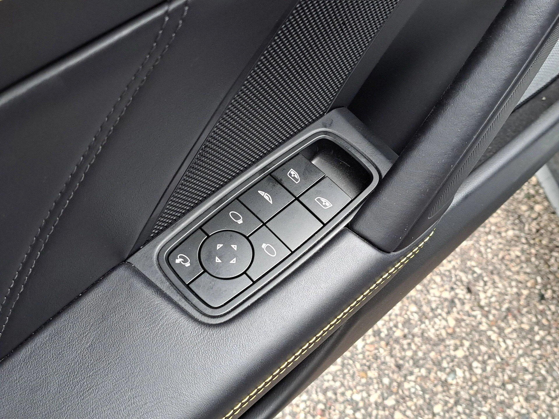 mph020_1879032122_2297644ebc847ae8e2afd10f7c6d4ba0x_e878eed531