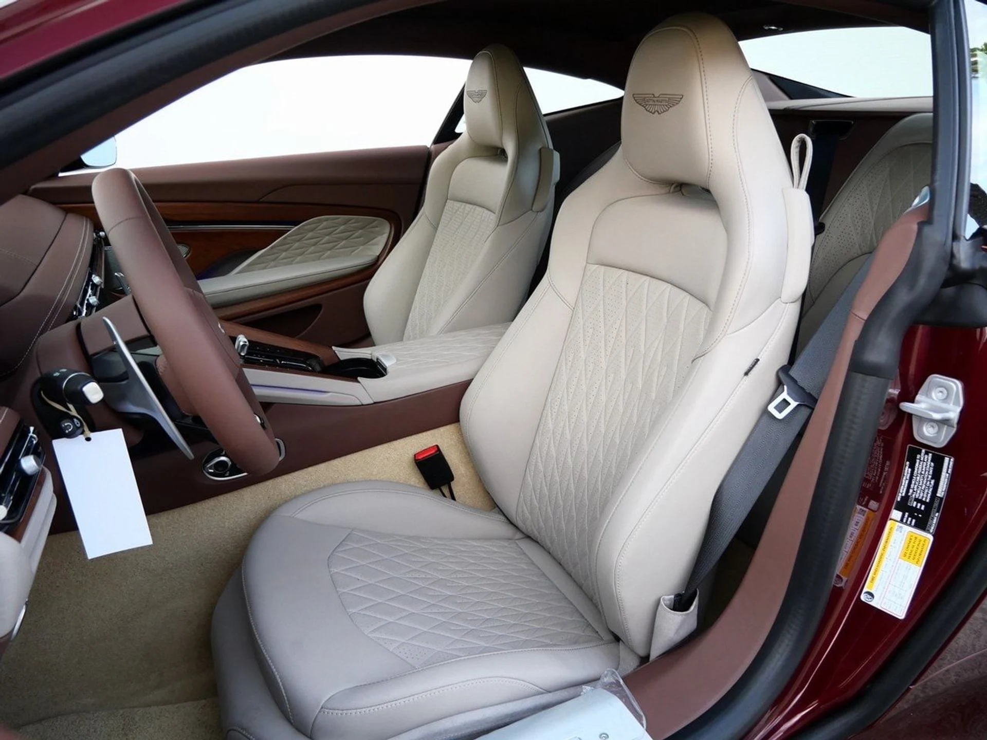 mph020_1880204363_b8cc4575f654a61335d5918142699f2bx_42166d0567