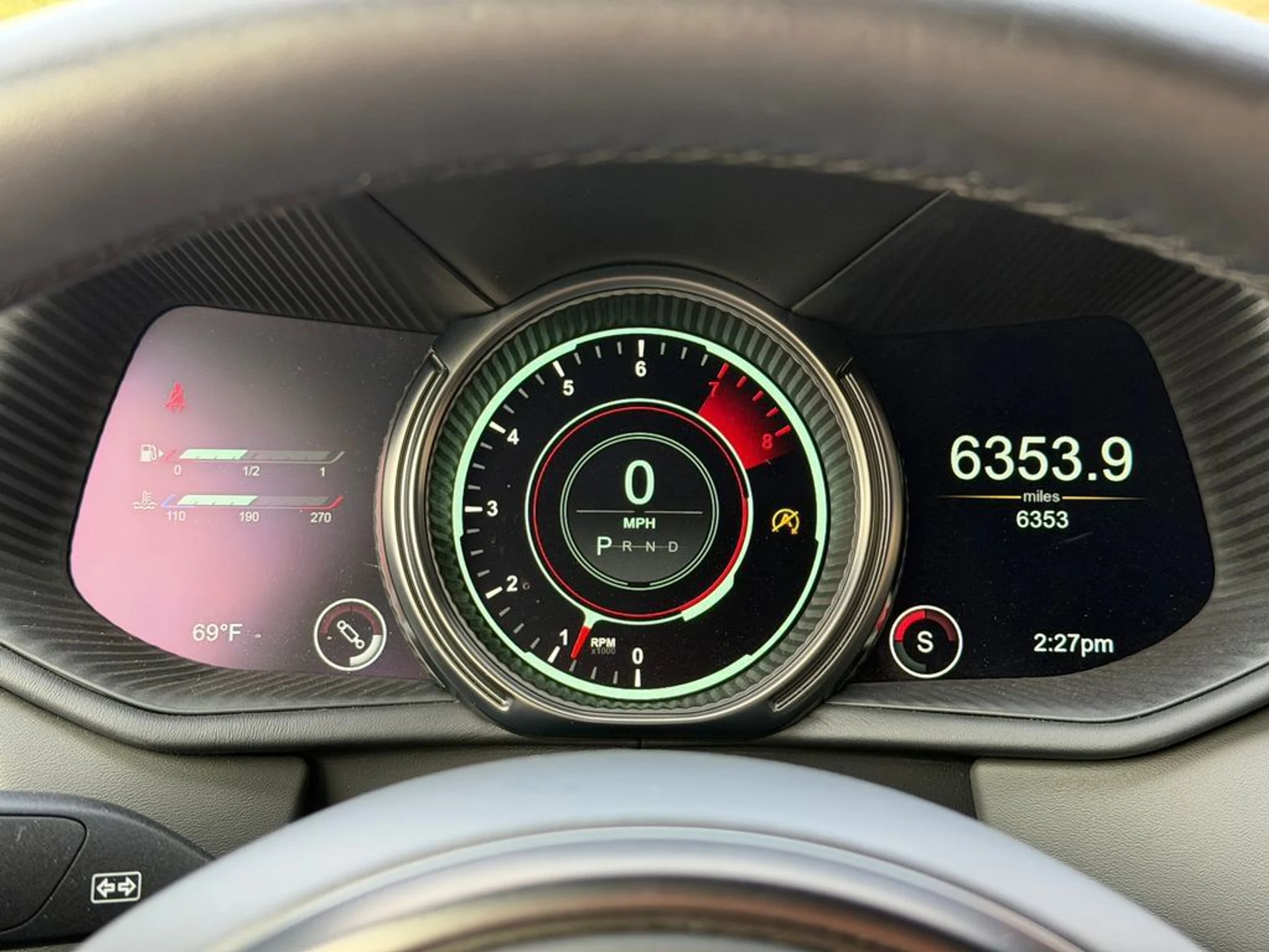 mph020_1882982632_769515b87e0f47818f7557b24f95ffe1_f8f25d8cee