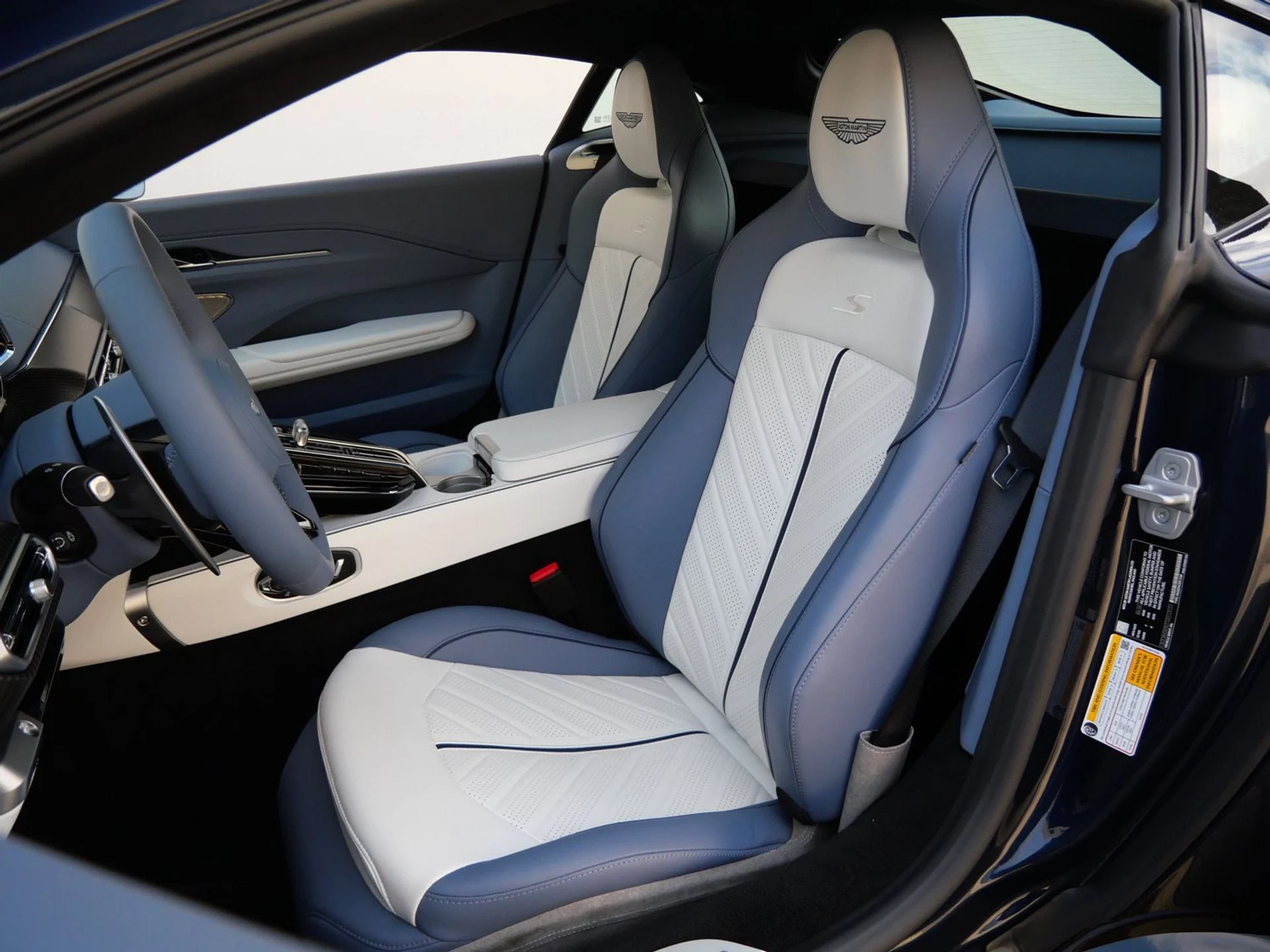 mph020_1885724463_53b44538272f6e659492464a3d877c2bx_3aebf3e900