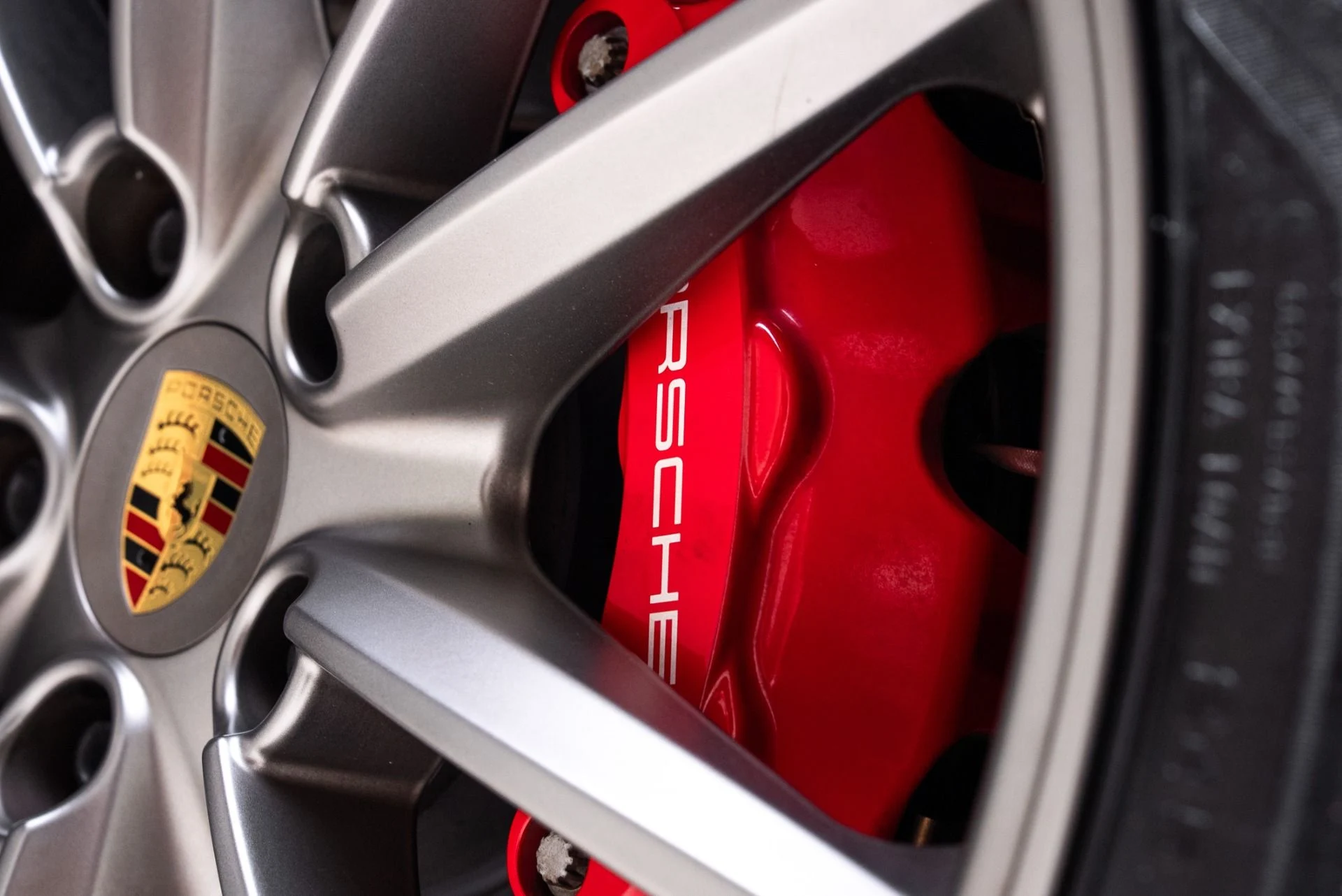 mph020_1890958544_Used_2021_Porsche_911_Carrera_S_1775865485_bdfeb3a164