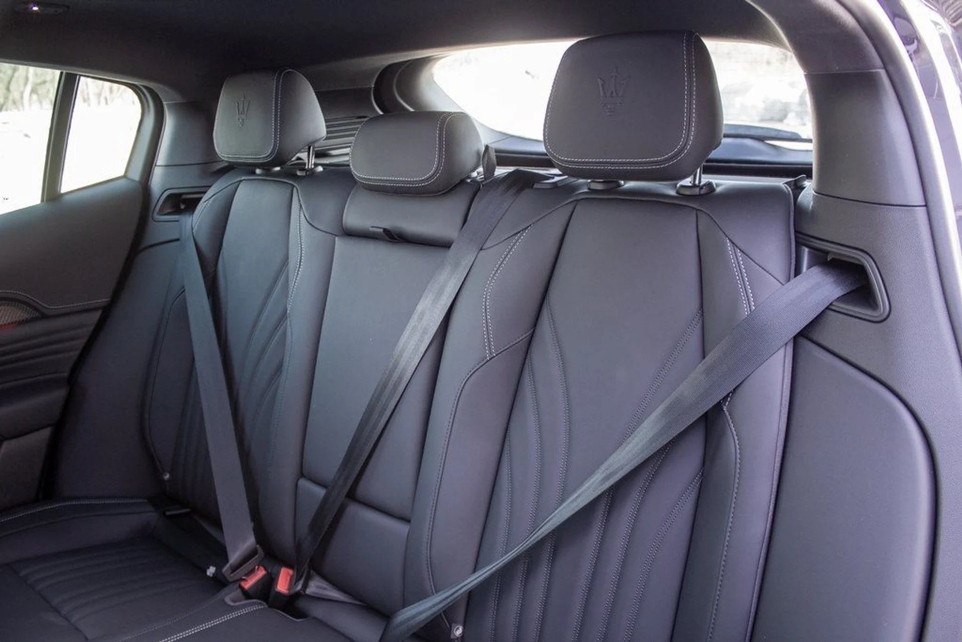 mph020_1891587172_90337b9fc3bd7770672e12c75892ea48_151db1c359