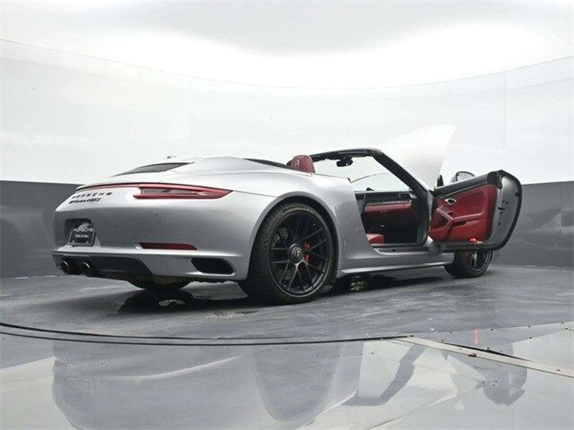 mph020_1894291488_226ee6ba7e062422483f297da833d084x_651af6ab3e