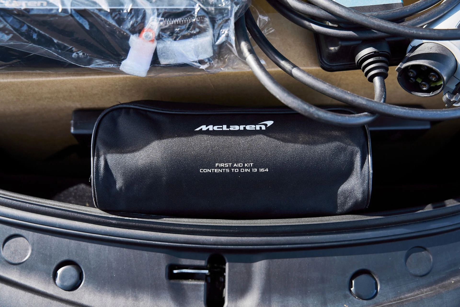 mph020_189819199_Used_2025_Mc_Laren_Artura_1769567594_1706aa127c