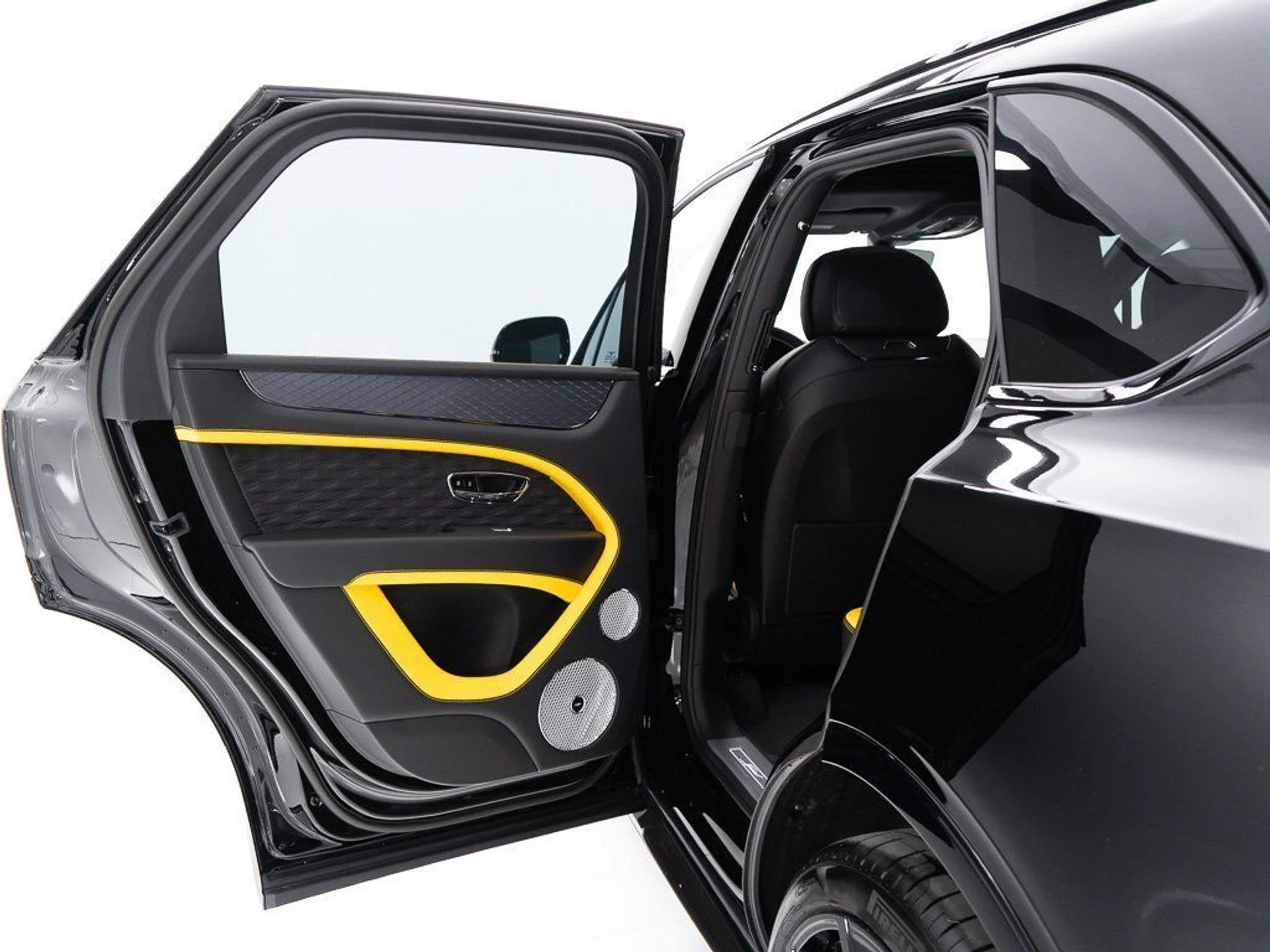 mph020_1901793637_bb5e3fc3f81ea453f3a64a55952de065_08bc2b10cd