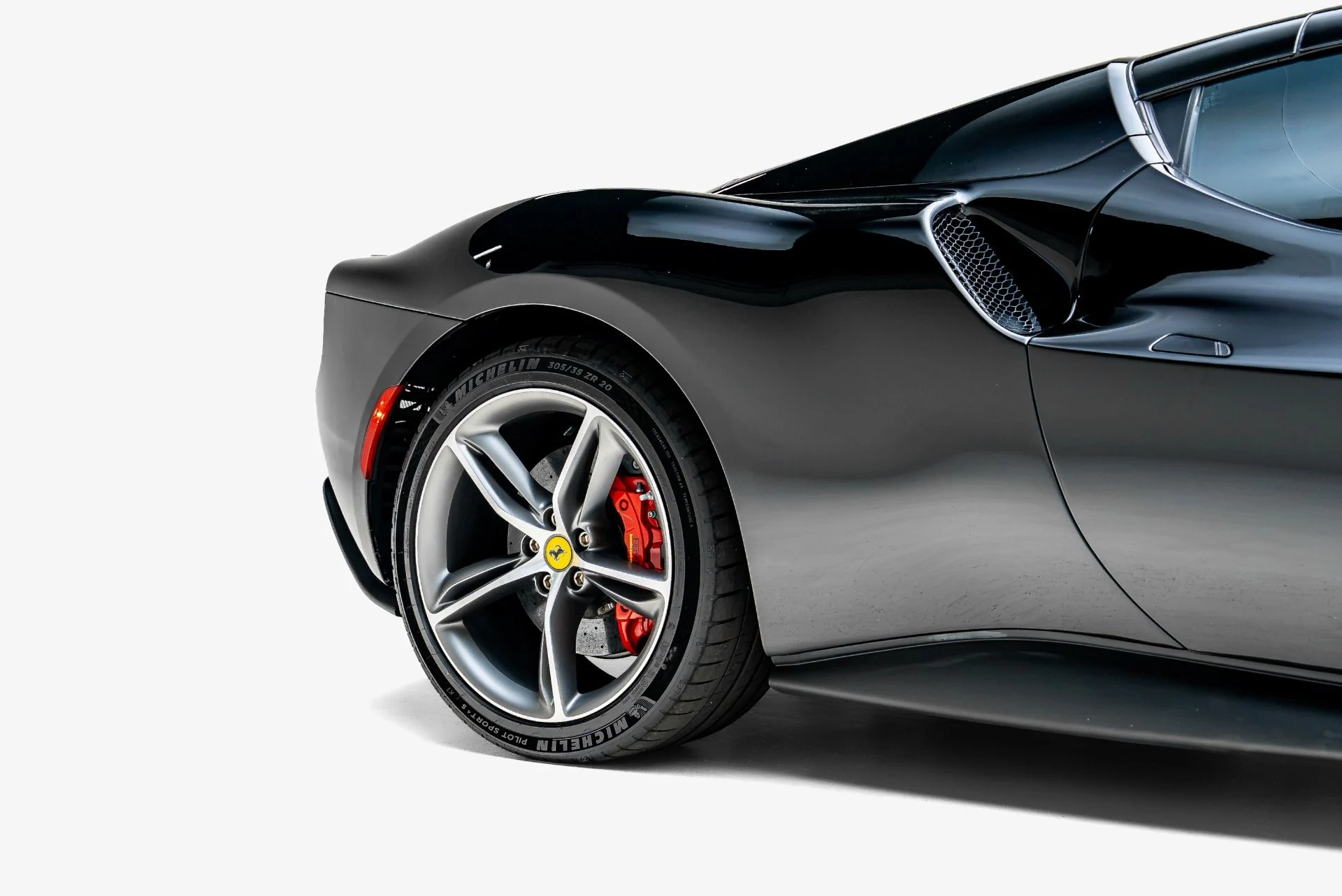 mph020_1912404850_Used_2024_Ferrari_296_GTS_1784751475_26f8fa8001
