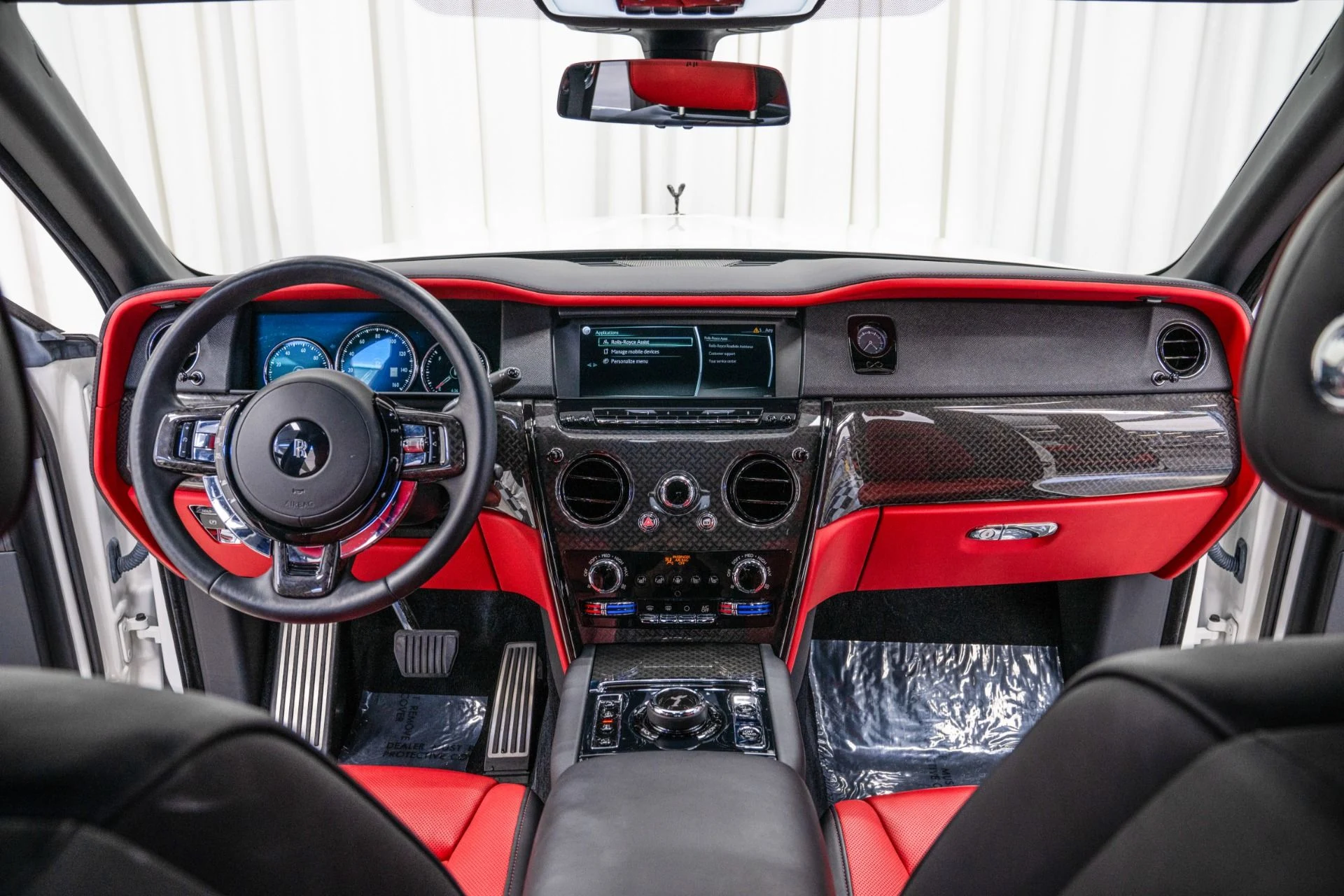 mph020_1913438224_Used_2023_Rolls_Royce_Cullinan_Black_Badge_Two_Tone_Interior_Starlight_Headliner_1762810213_9d3b5cba9e