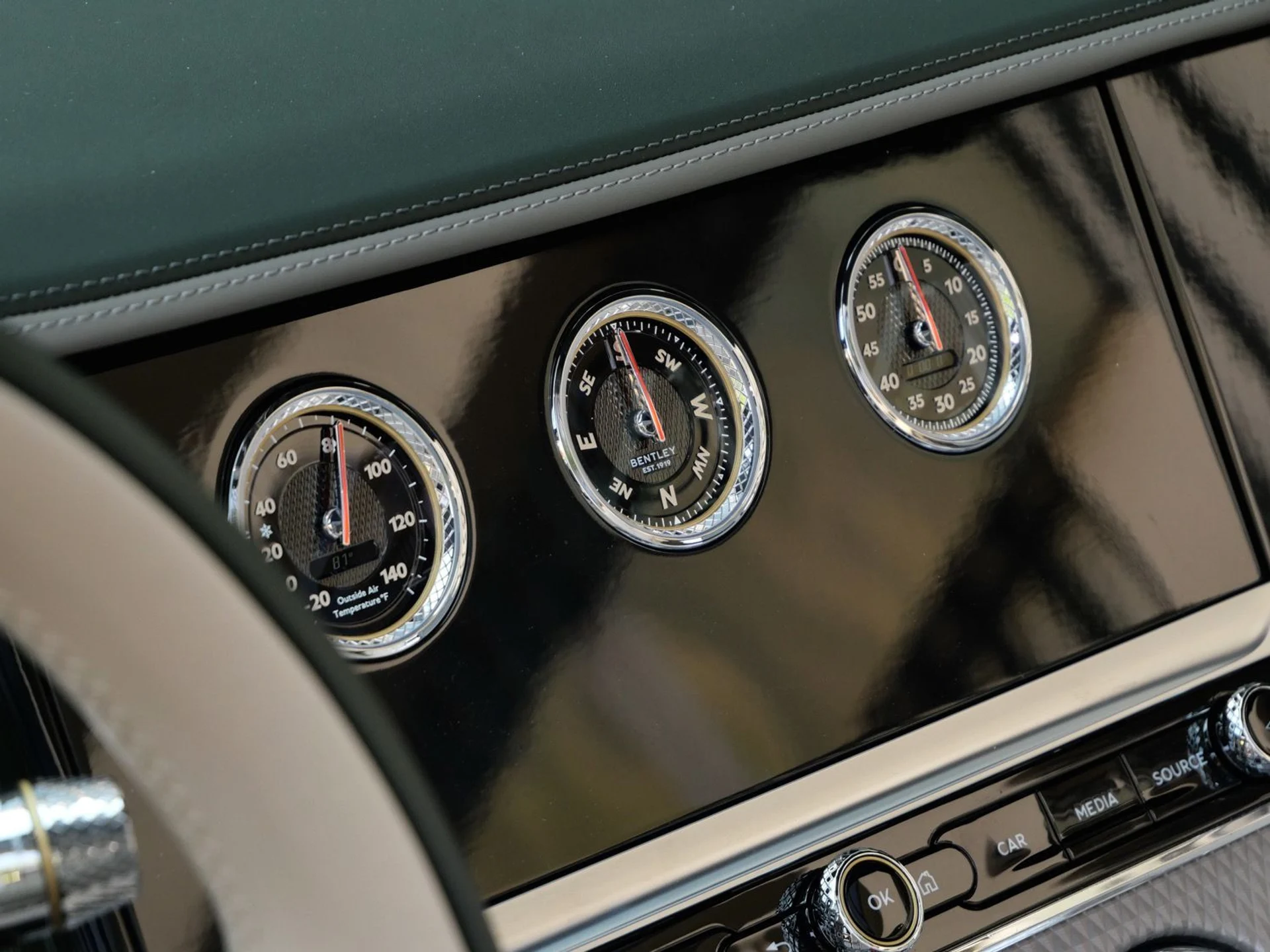 mph020_1913750362_3317de0039e5799e63142e963f0a89aax_e8a2e9d5fc