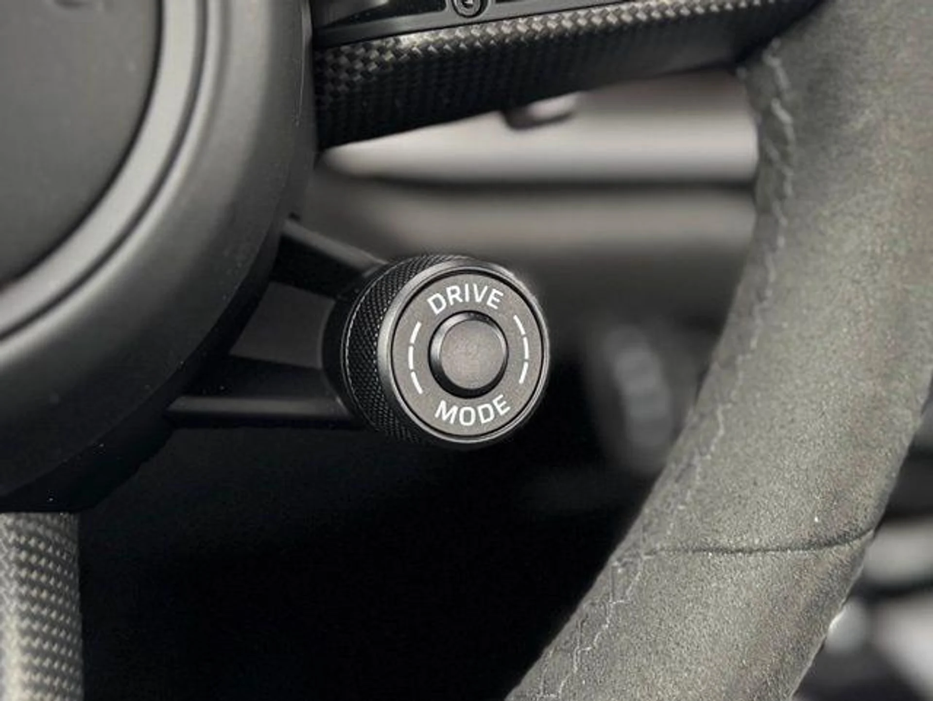 mph020_1916800961_V_Bdl_Gz_Wono_Qe1n_Az_Z1i_U_Ku_XUO_6c_4694d94cb0