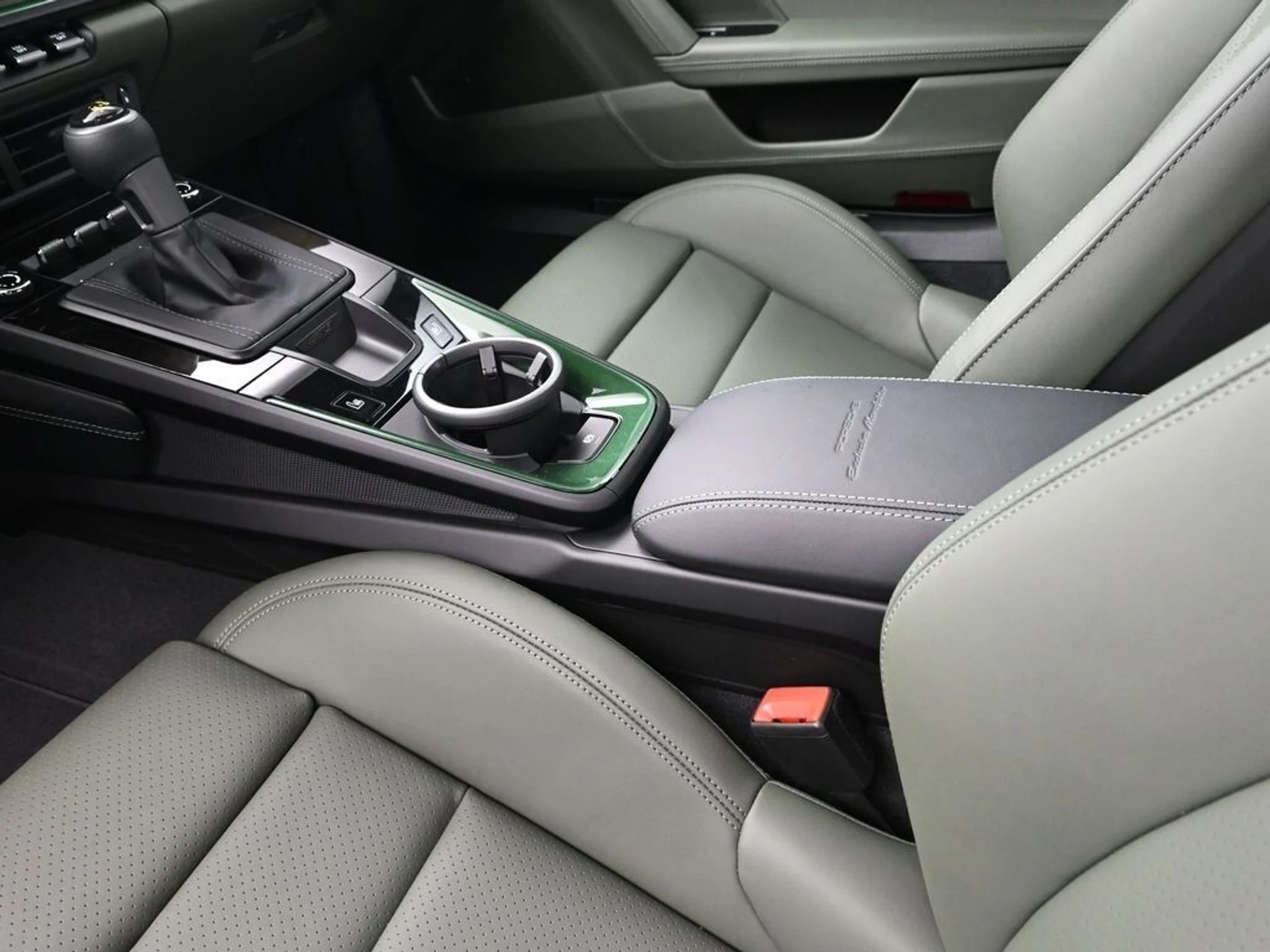 mph020_1917761309_58945478c02b523c74aff5c8bd3f9172x_794d6b3781