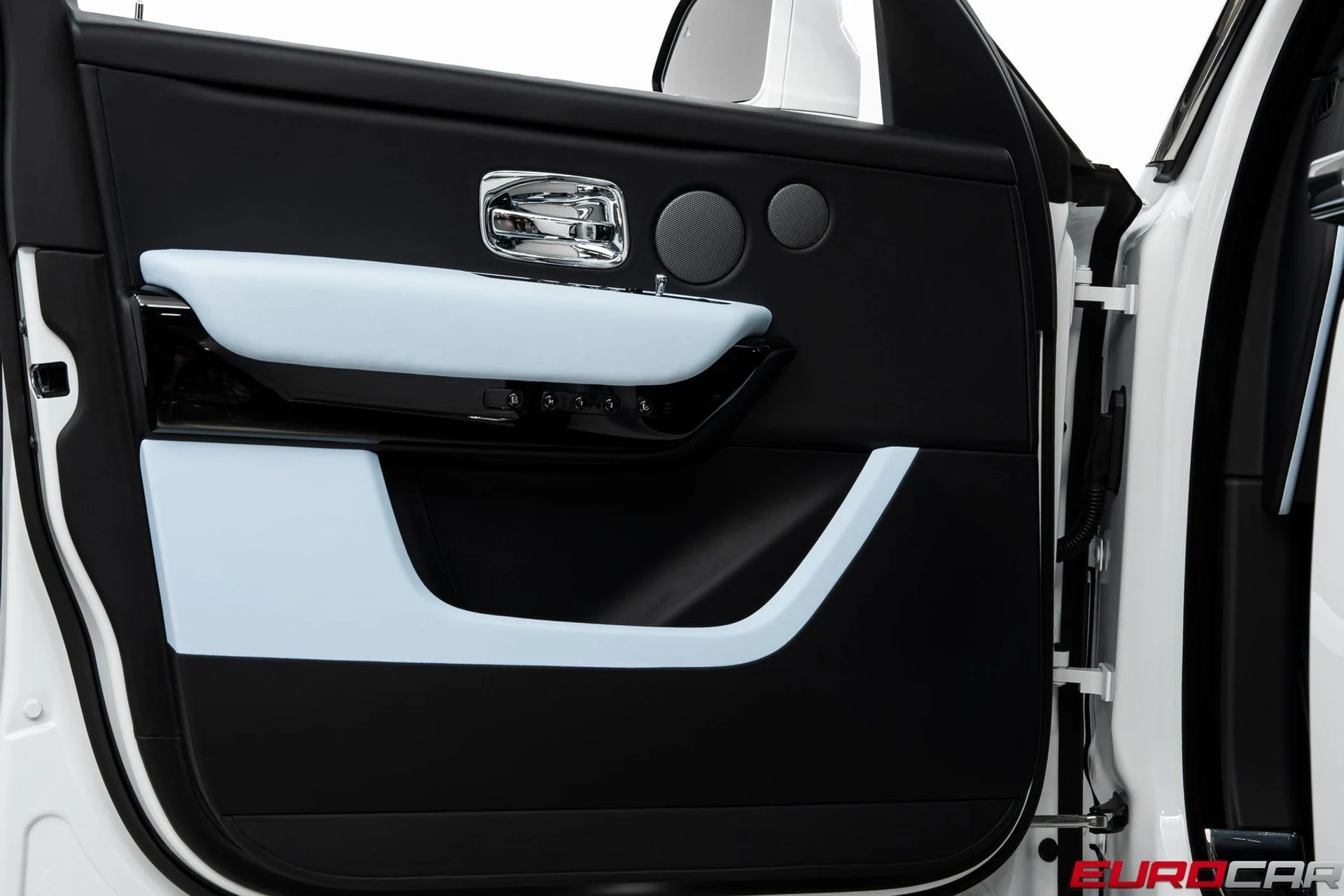 mph020_1918153418_image_21_558f31ade9