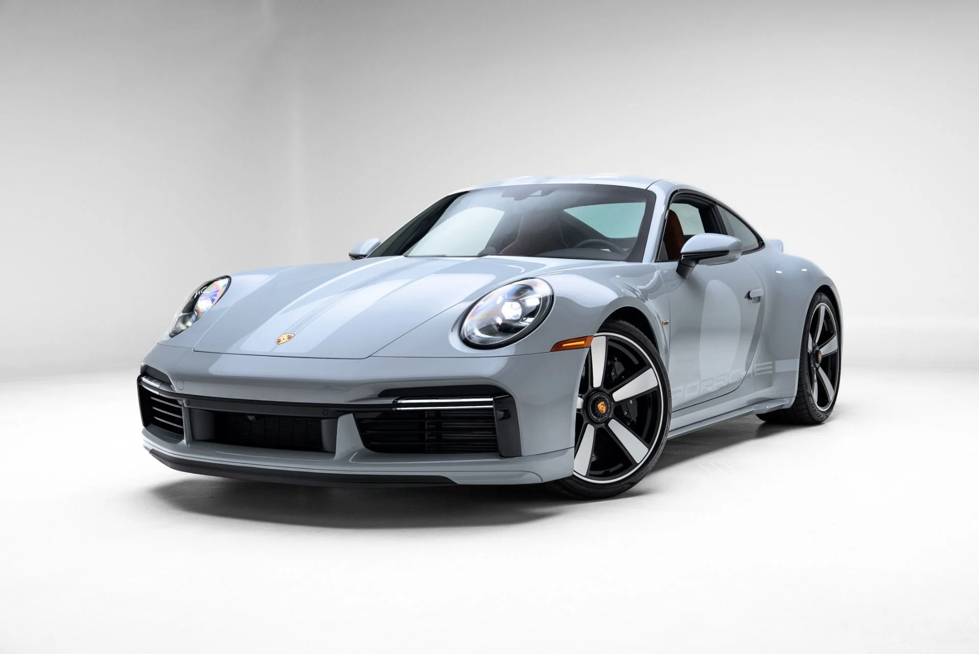 mph020_1918194050_Used_2023_Porsche_911_Sport_Classic_1774647065_bad29a8126
