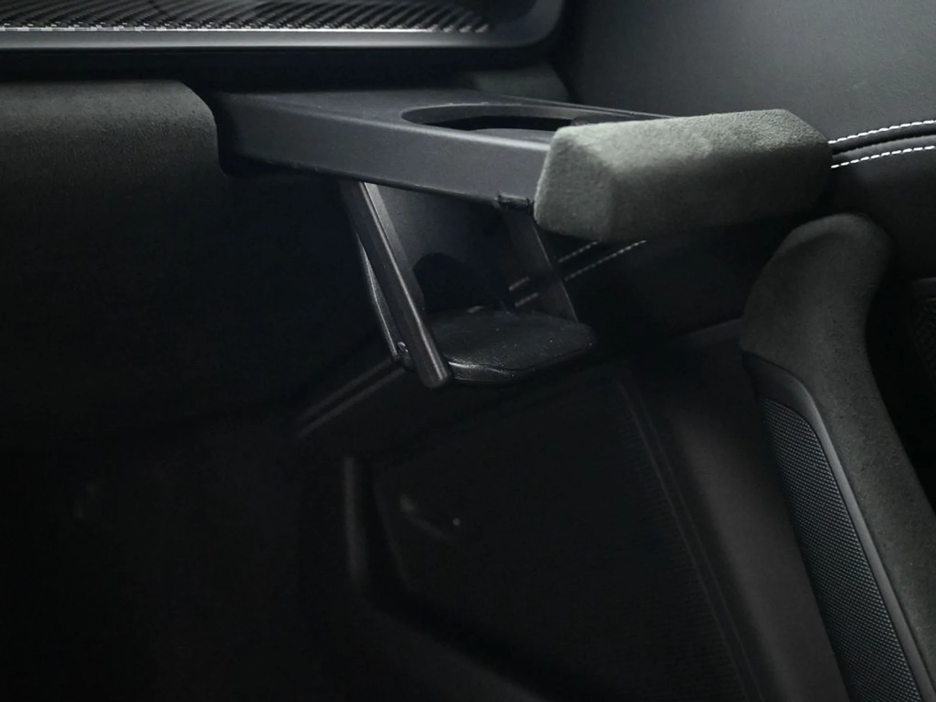 mph020_1919710401_3c088d3b7ca6f5d30714da2744f3eb76x_8ee2c73703