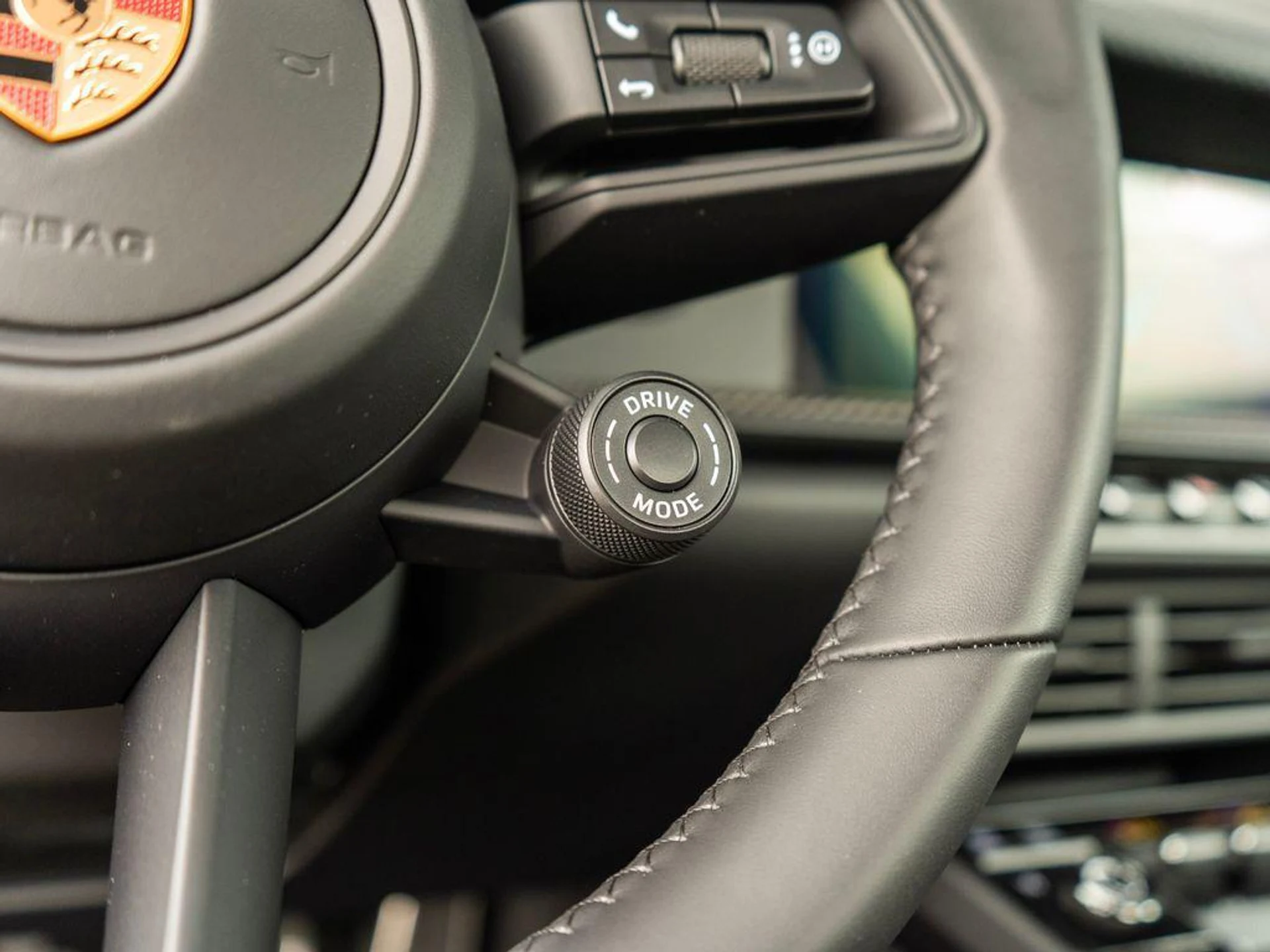 mph020_1924305383_R08_S4f51d_Vsh0_Mx_Rpu7_S_K_ec_33f6e80b7c