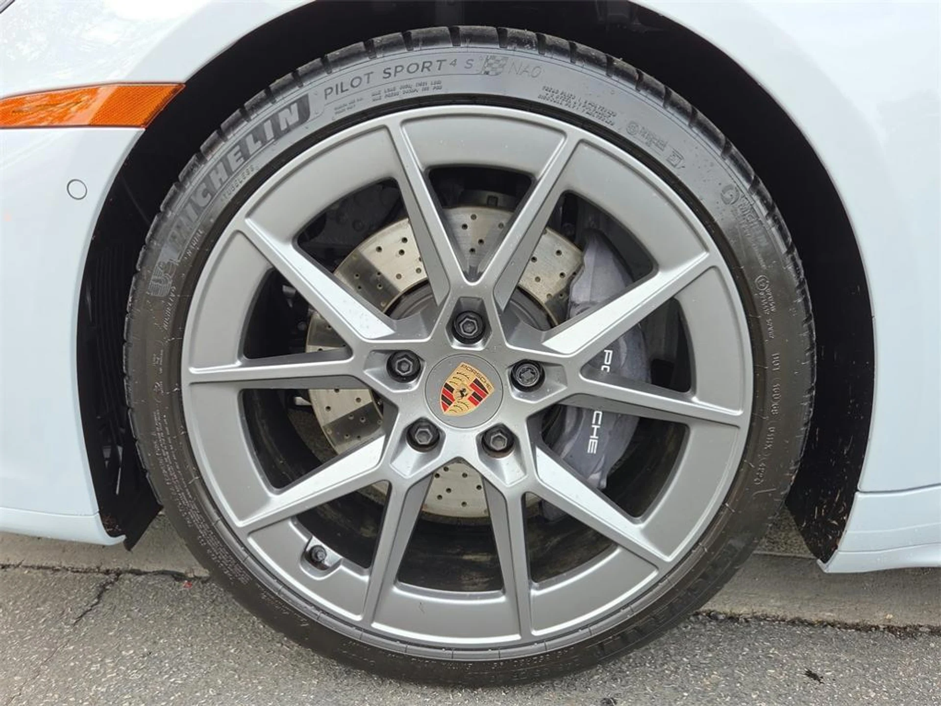 mph020_1926459930_FW_Idg_W49_Xjffpa_Xs_K_Ue_Y515_LT_0_efb2502c0b