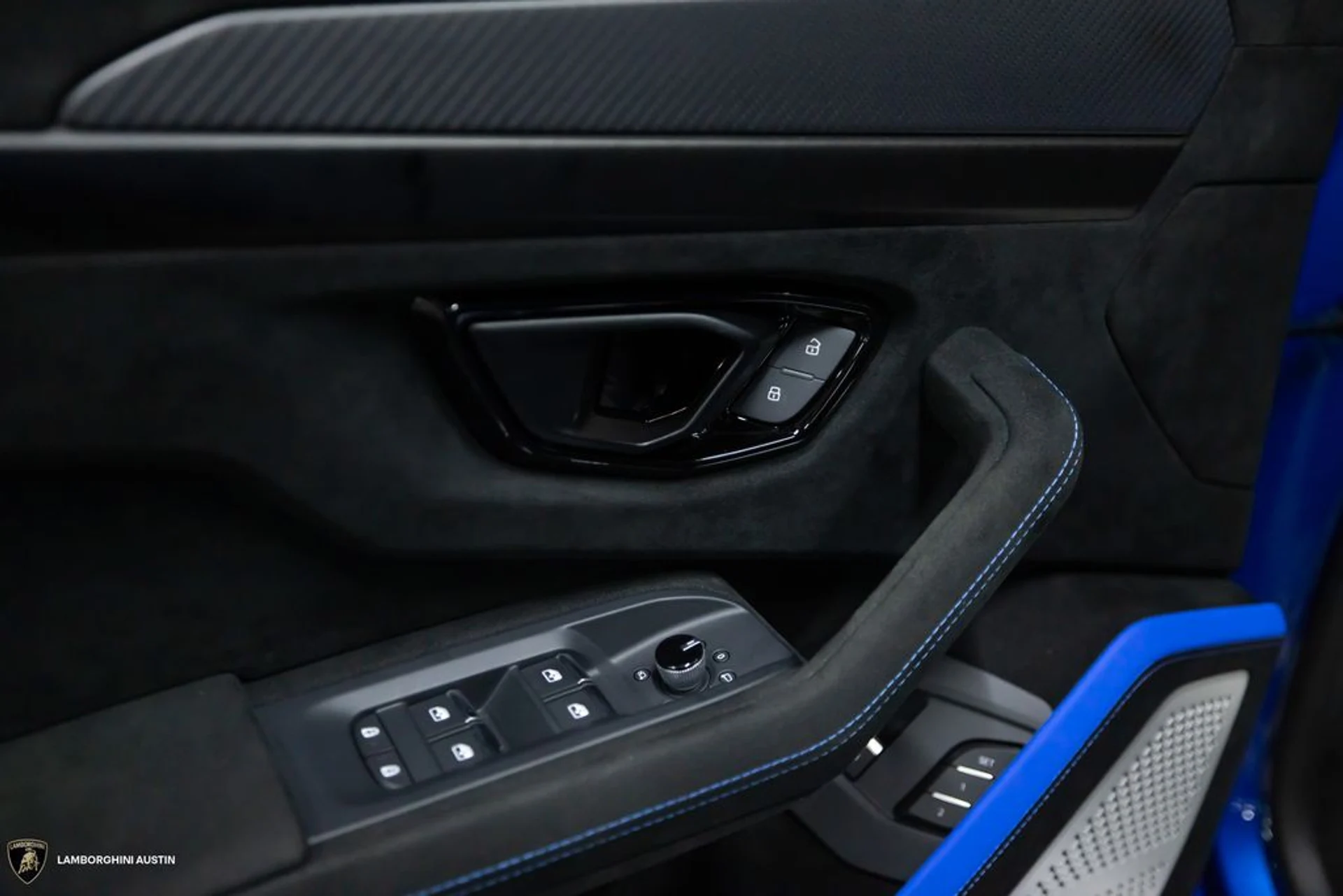 mph020_1937534163_7accb59c7b08763c64d00607d86f3edfx_4df48c0493