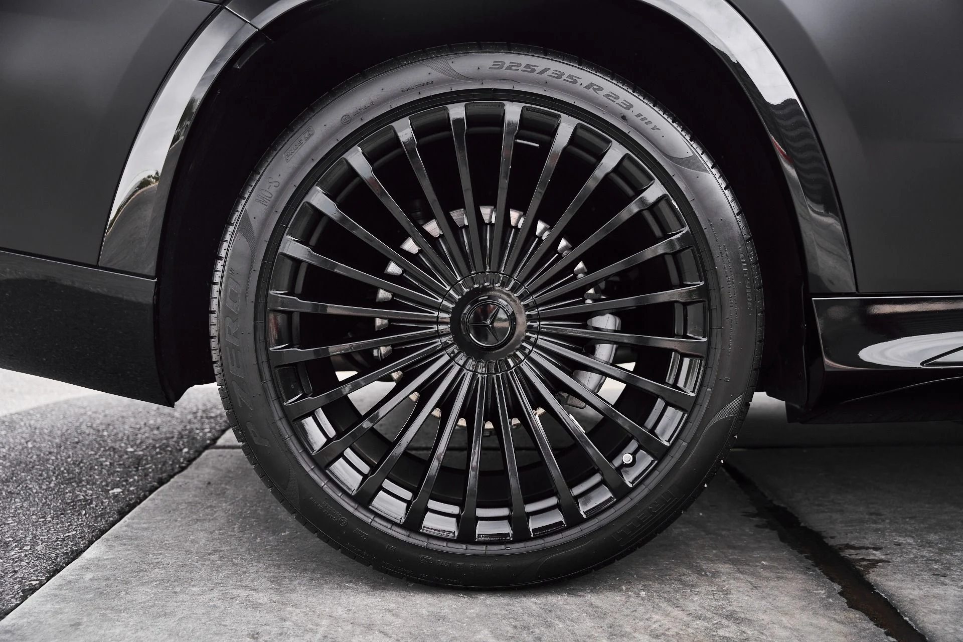 mph020_1941869648_Used_2024_Mercedes_Benz_GLS_Maybach_GLS_600_1776550573_8eb50d5ef6